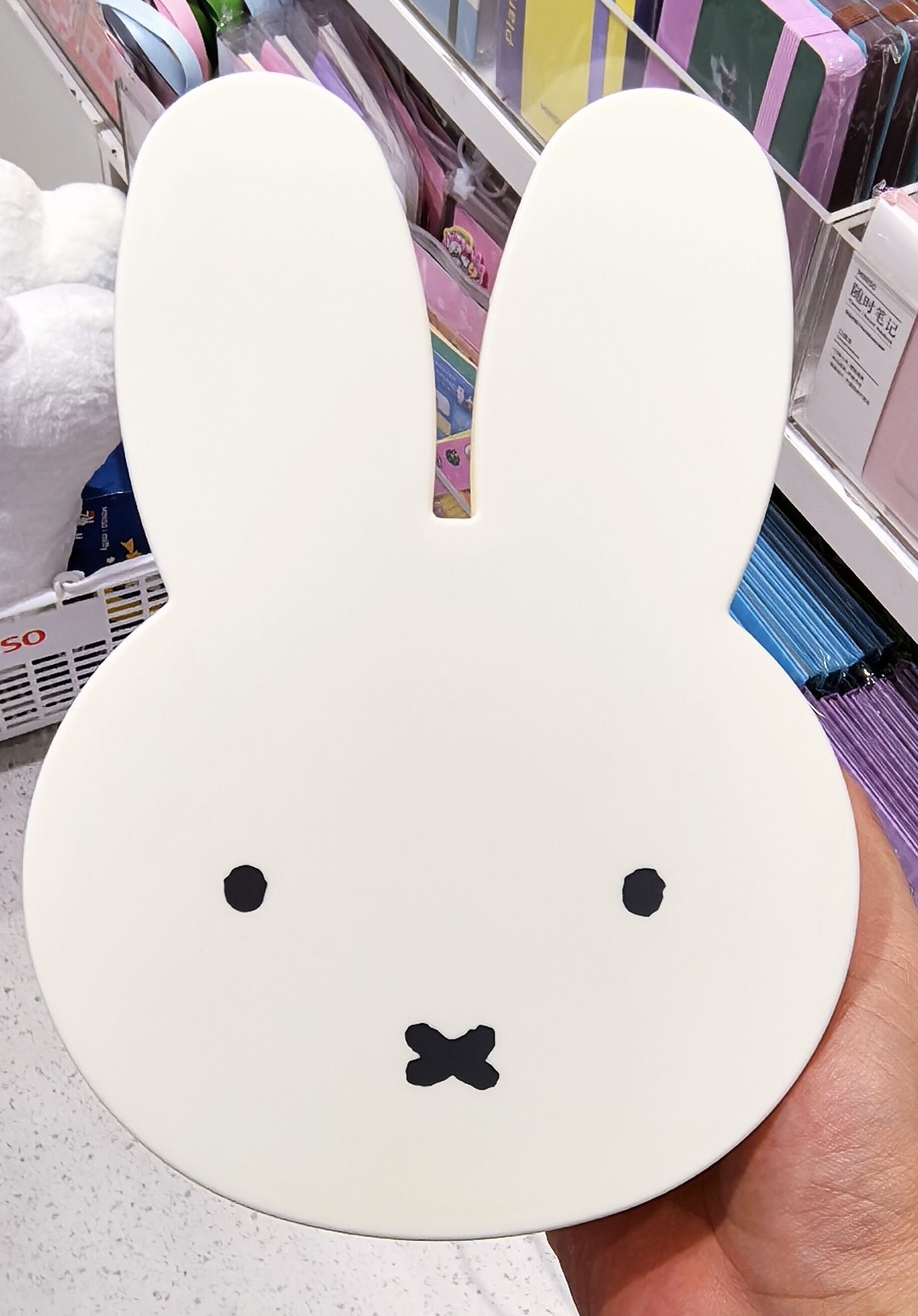 救救3小兔B行動 新登場 MINISO x Miffy聯乘限定 保鮮盒850ml last one