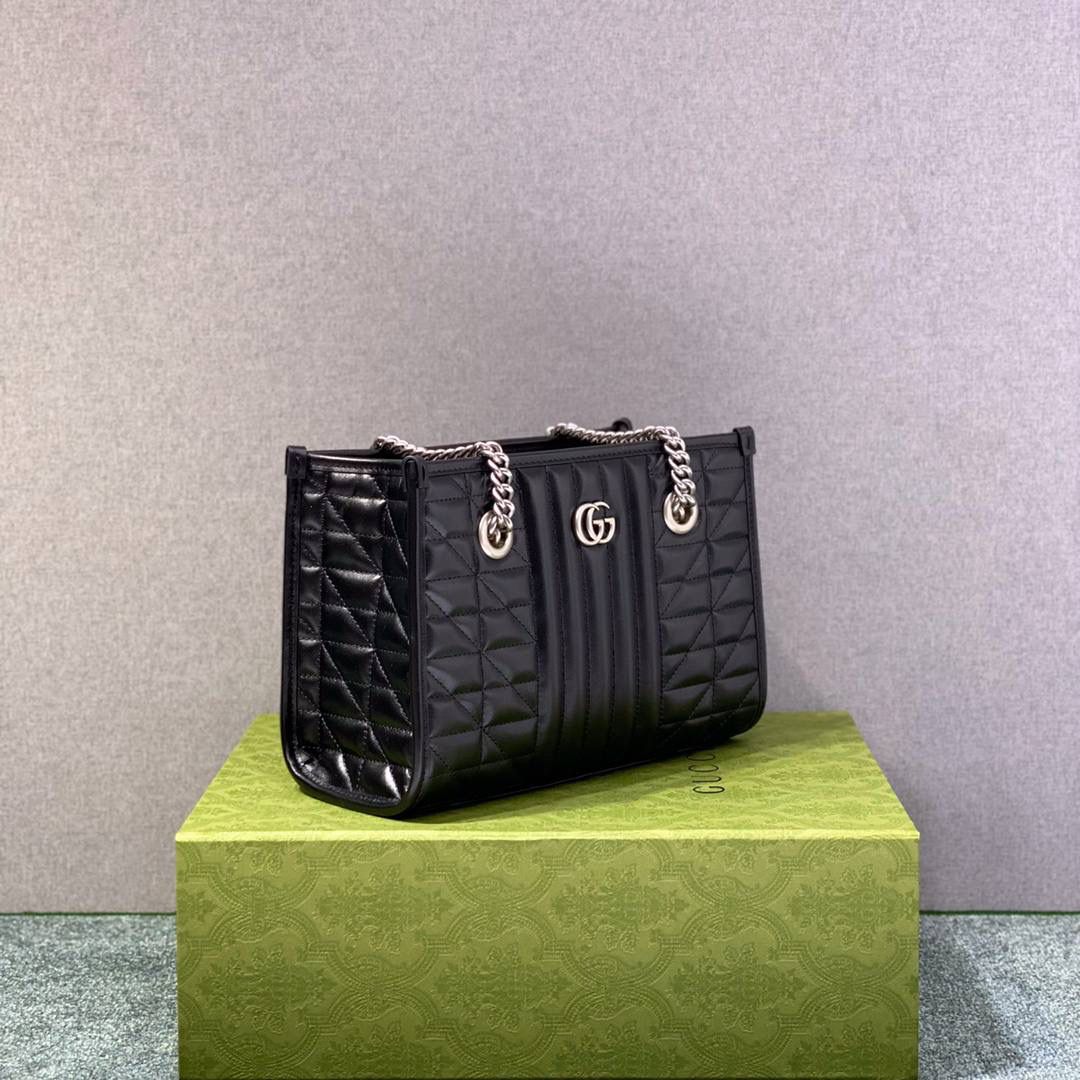 ▪大货实拍图 𝗚𝗚 𝗠𝗮𝗿𝗺𝗼𝗻𝘁几何系列 型号：681483 尺寸：26.5*19*11cm