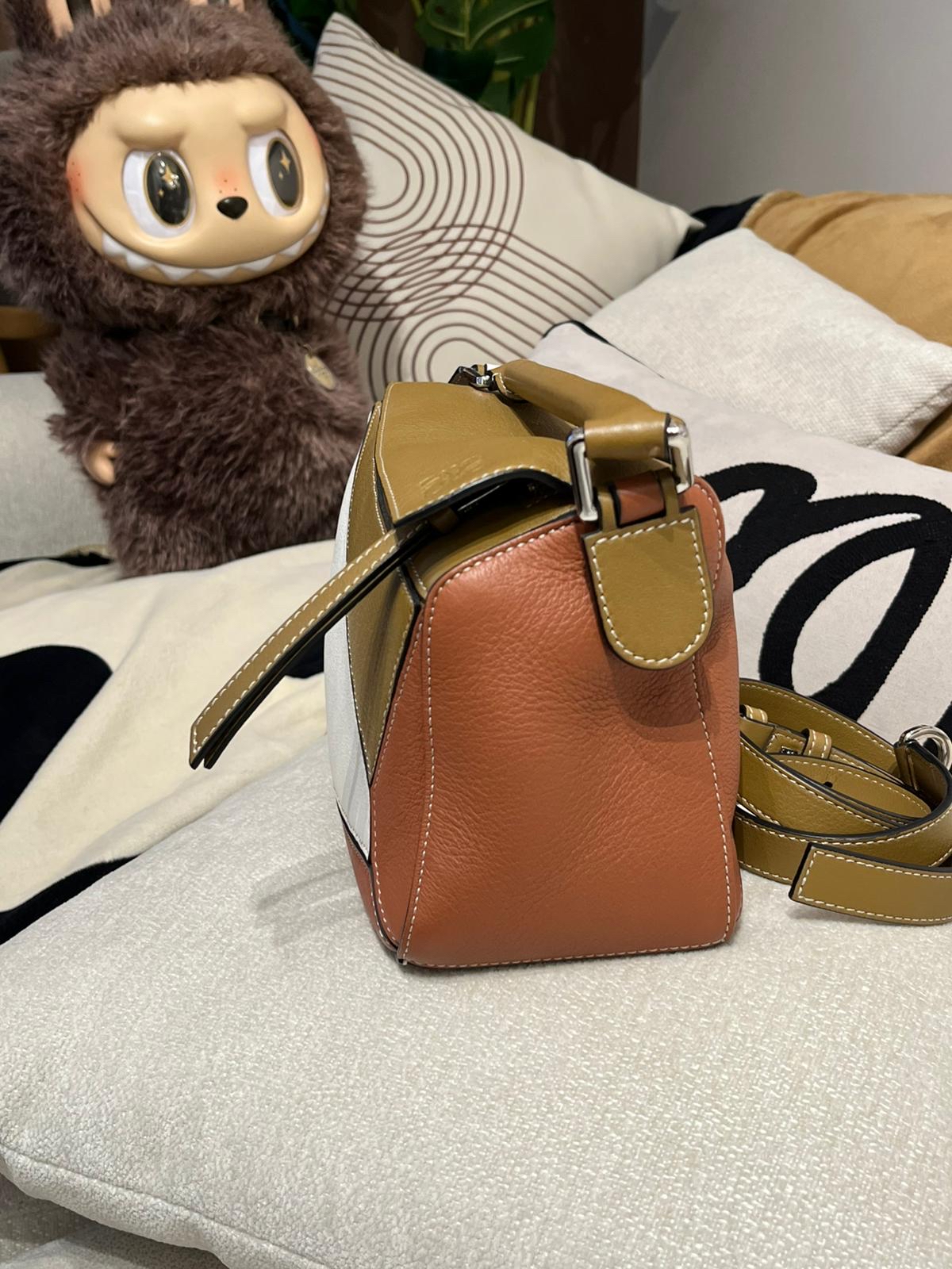 Loewe Puzzle Small 三拼色 Calfskin 100%Authentic, 98%New ✅Dust bag