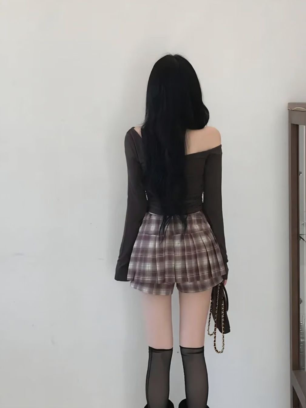 【 🪩 小機心顯身材𝑷𝒊𝒄𝒌!♪ 極親膚！辣妹鏤空啪啪鈕扣雙綁帶上衣🩶 】 Moonlight Shirring Top(兩色入)