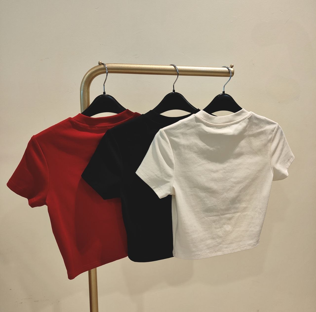 独家设计OMO短版上衣 2673