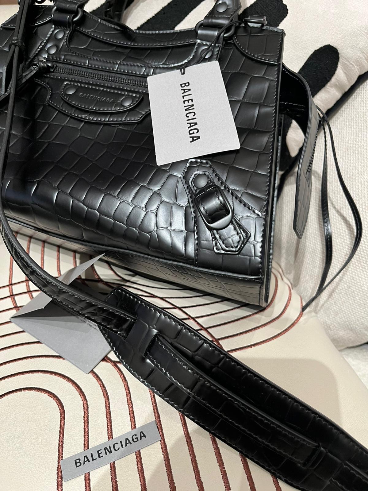 未使用品 BALENCIAGA Neo Classic City 2 way bag 黑色 So Black 638521 Crocodile Embossed Calfskin,100%Authentic, Unused未使用品 ✅Dust bag✅tap