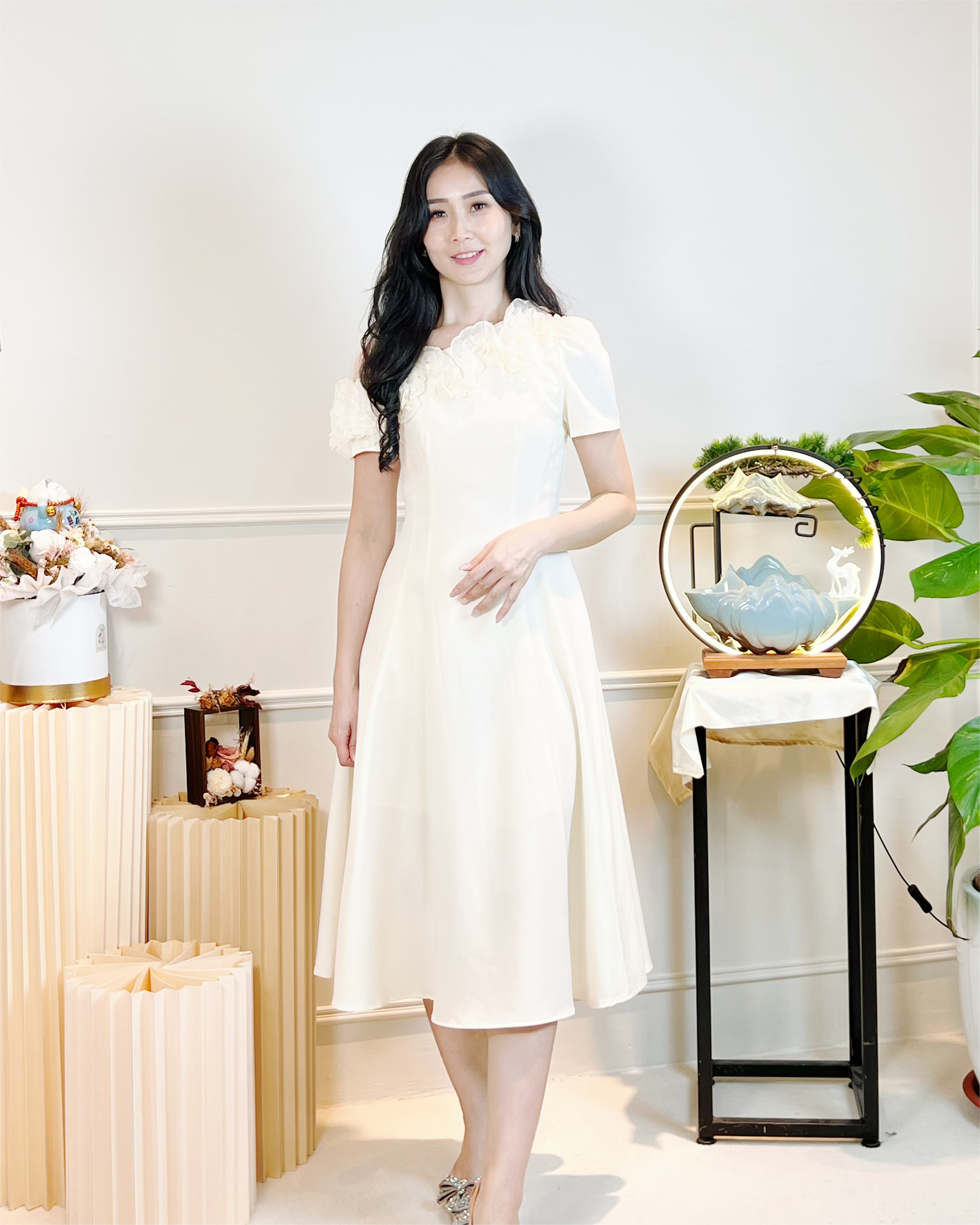 5093 3D Floral Chiffon Appliqué Midi Dress