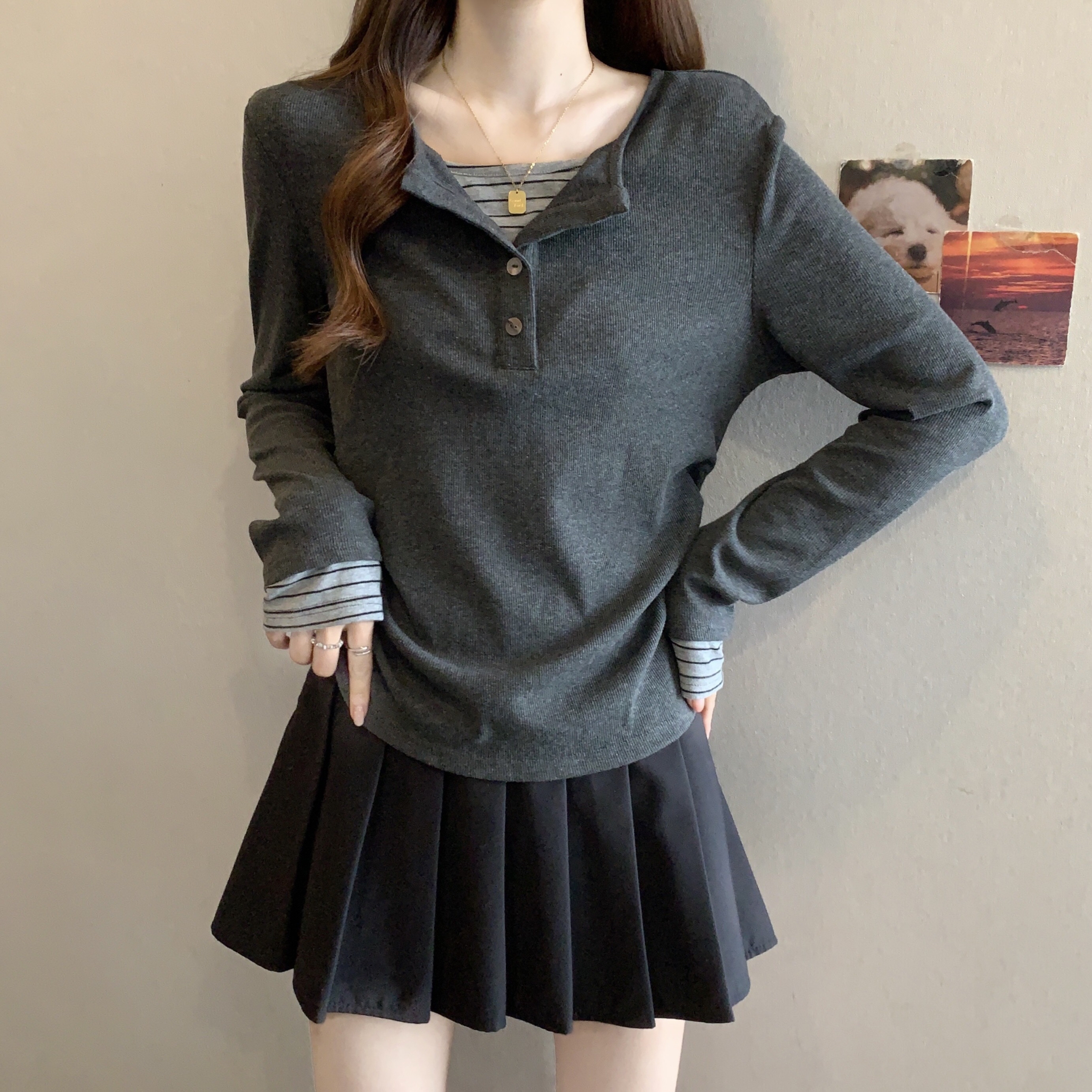 B81(6782) 韩系高级感假两件拼接横纹内搭与袖边灰上衣