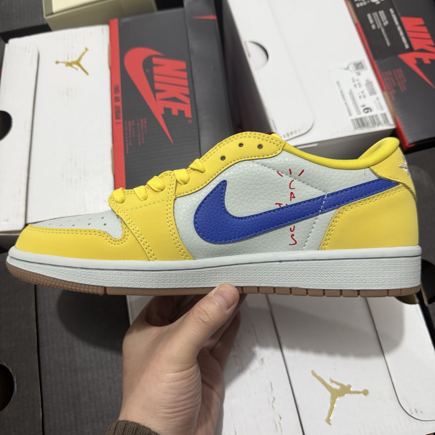 Travis Scott x Air Jordan 1 Retro Low OG "Canary" DZ4137-700