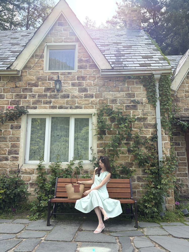 Daphne Flare Dress (Mint)