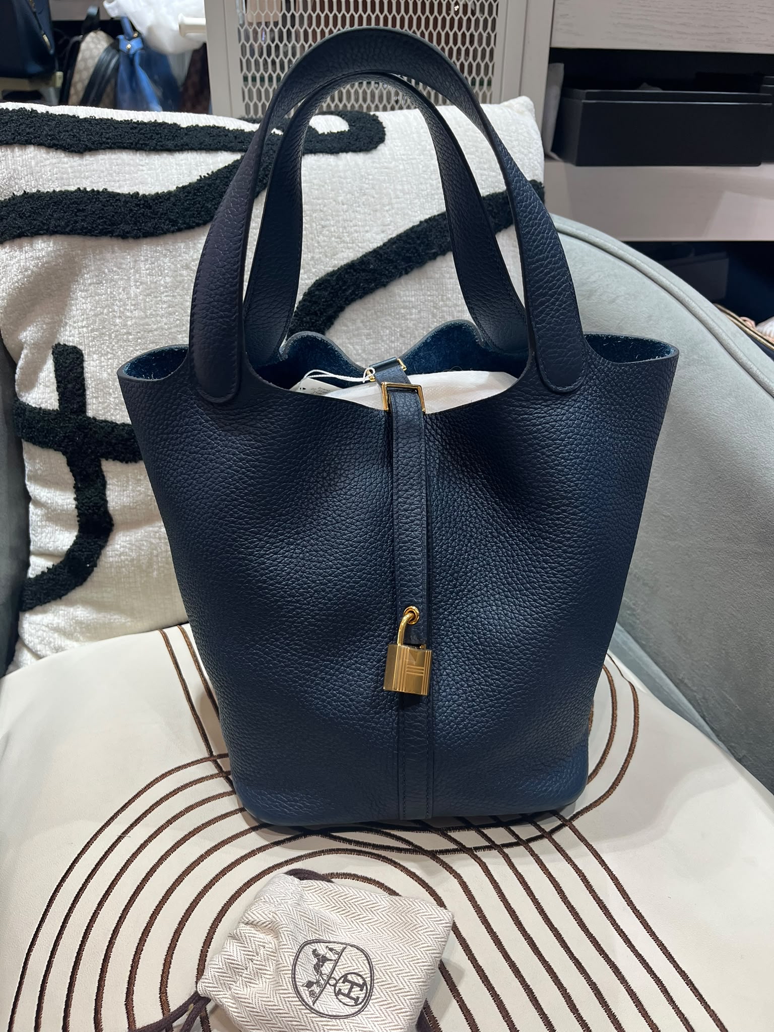 Hermes Picotin 22 Stamp U 100%Authentic, 95%New ✅Key Lock ✅Dust bag