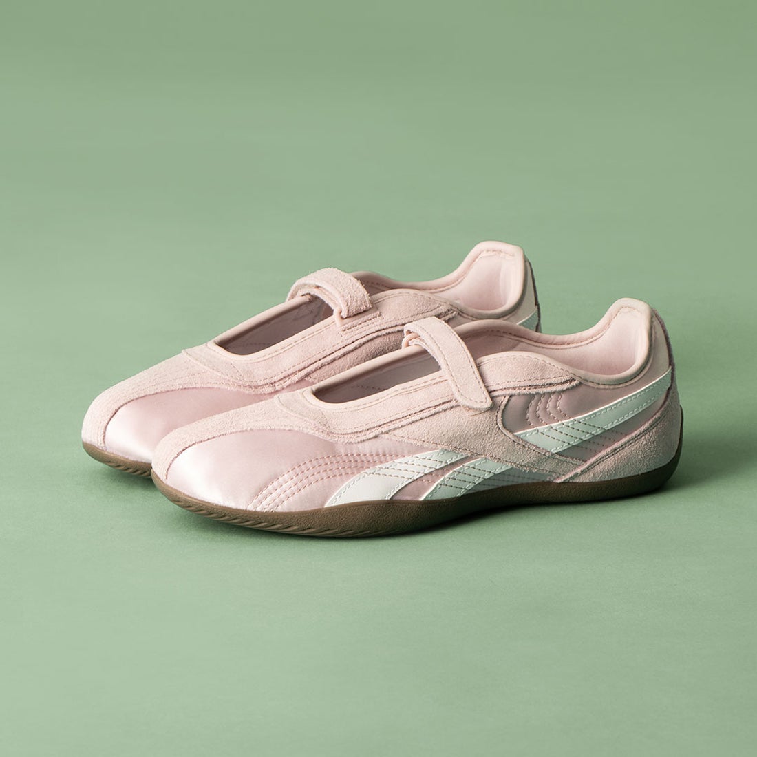 REEBOK Women's Ultra Lo Mary Jane 女碼 **MESSAGE FIRST/先查詢貨存** (100261004)