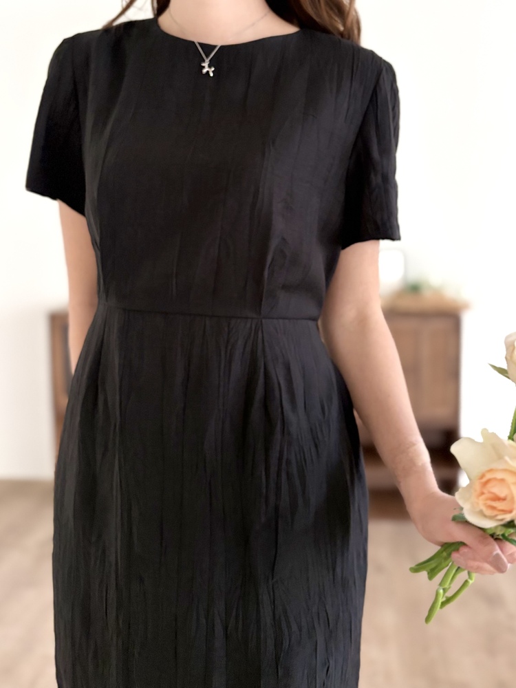 Lune Textured Dress (Black)