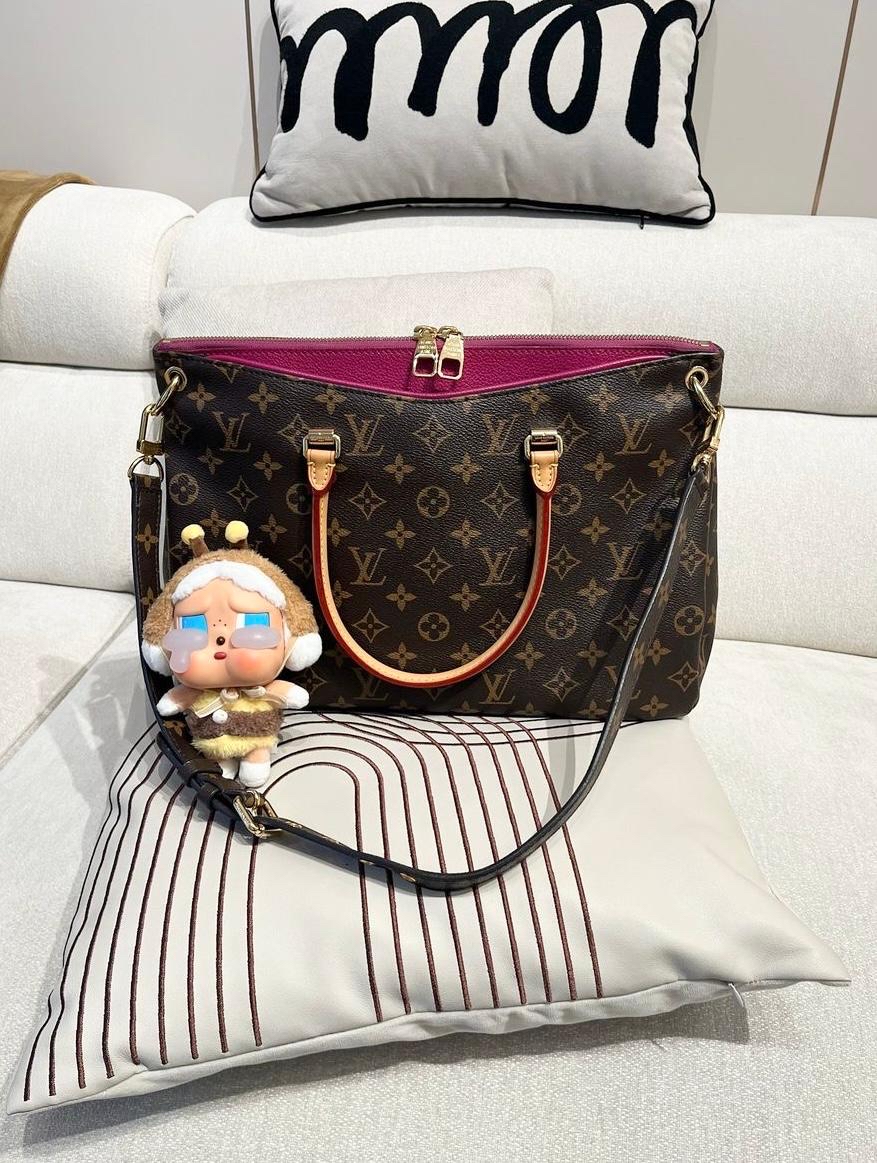 LV Pallas MM Monogram 100%Authentic, 98%New ✅Strap ✅Dust bag