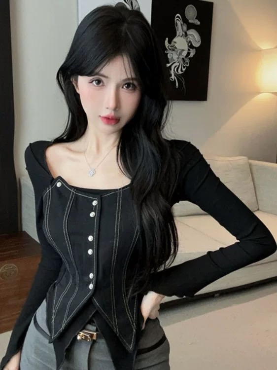 黑色不對稱撞擊色縫線上衣