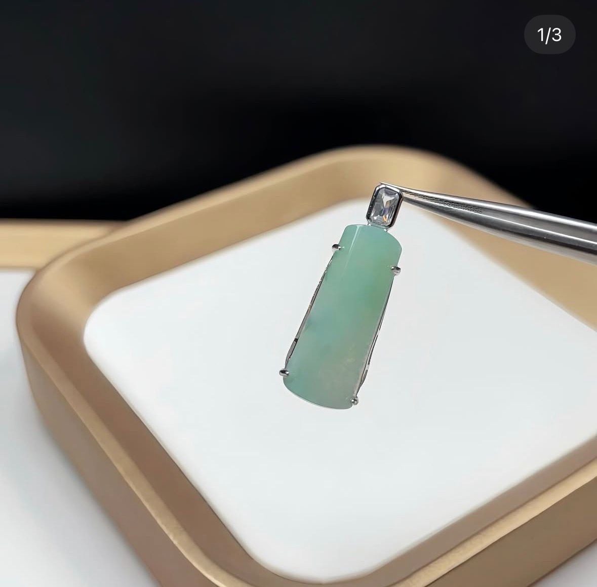 滿色甜綠翡翠無事牌銀鑲吊墜