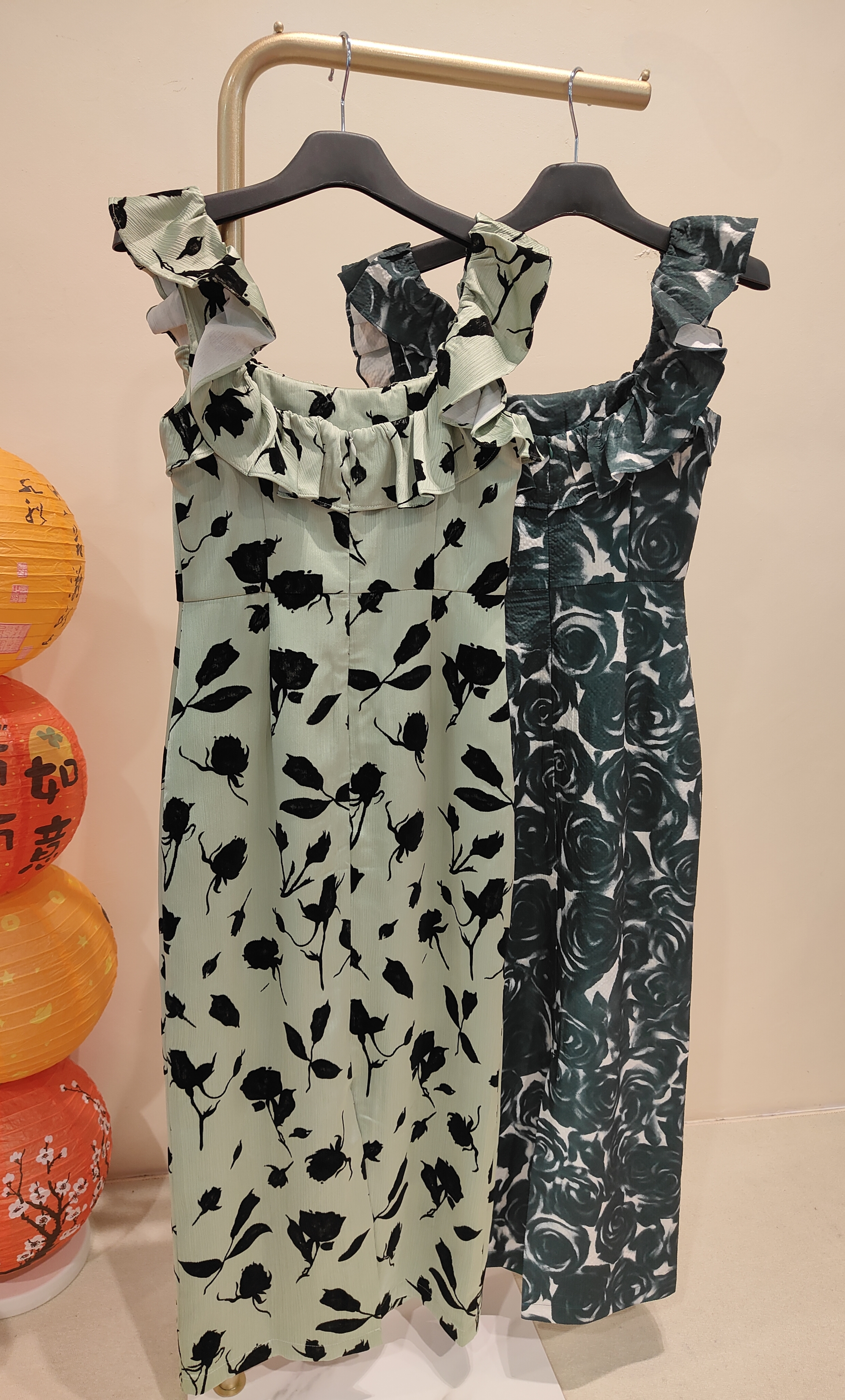 花卉印花方领连身裙  2138