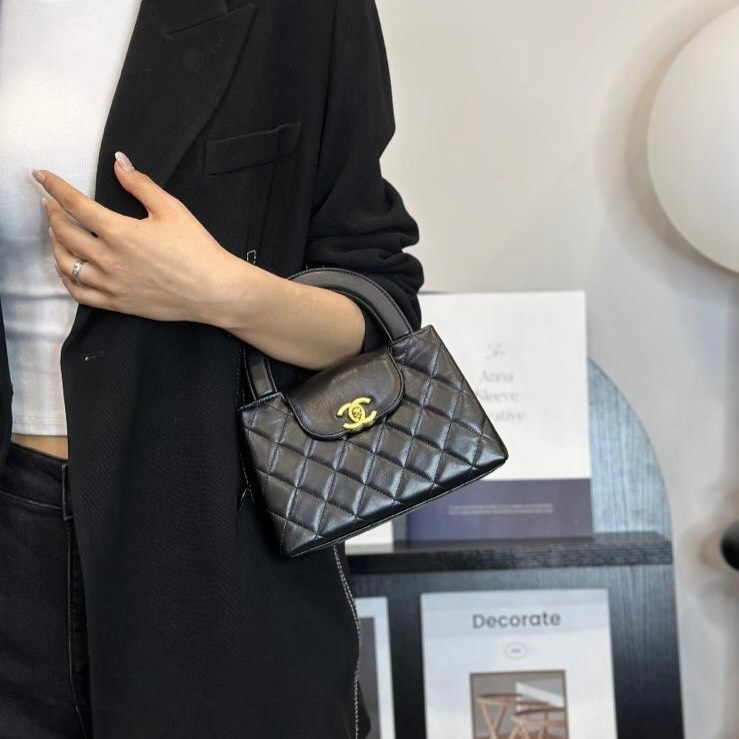 CHANEL 🤍PRE OWNED CC Mini Kelly 黑金鏈條包 晶片款🖤