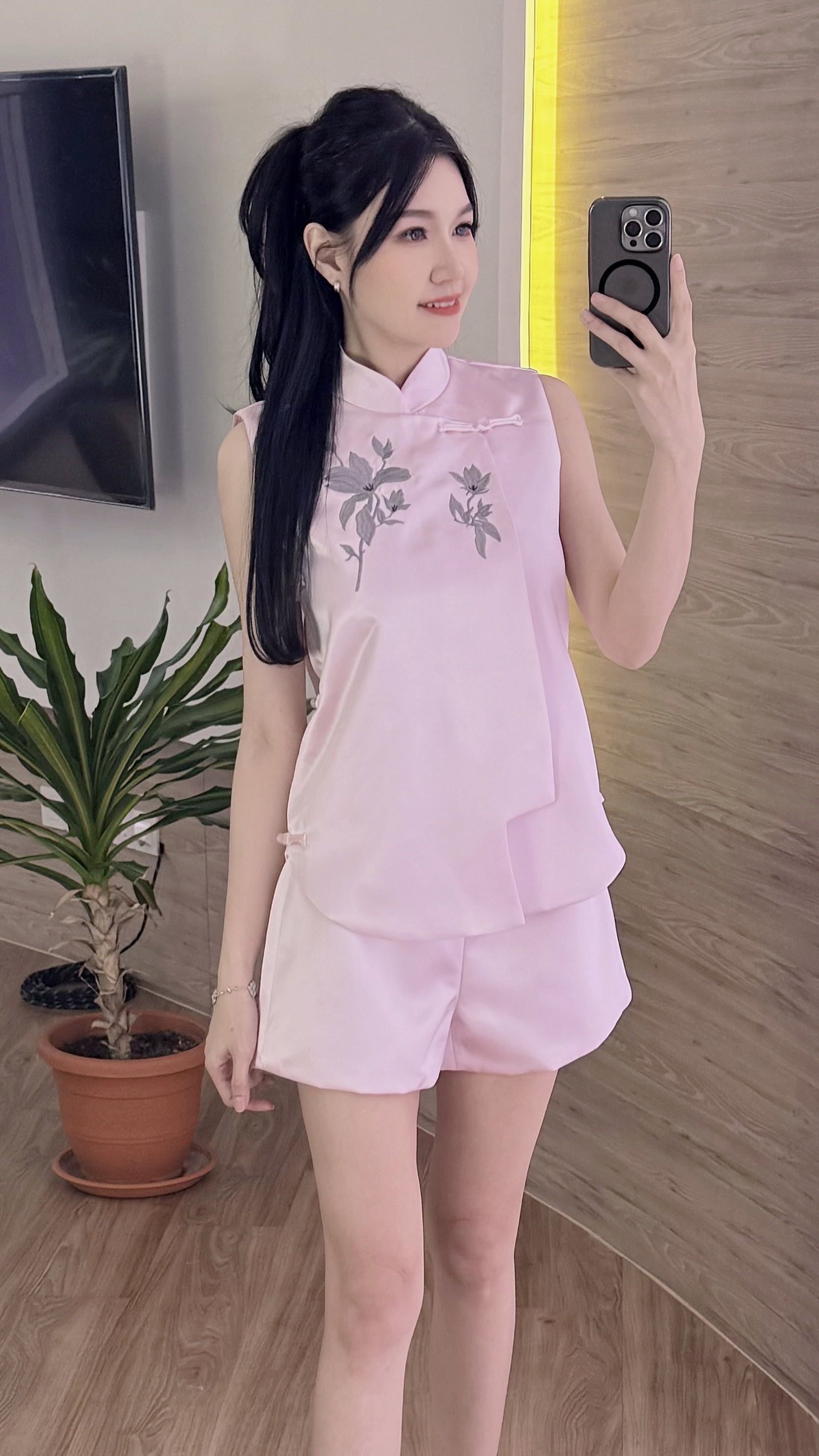 Roxanna Oriental Set Wear