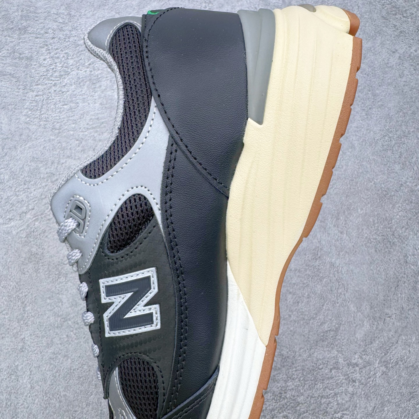 New Balance 991v2 U991UT2