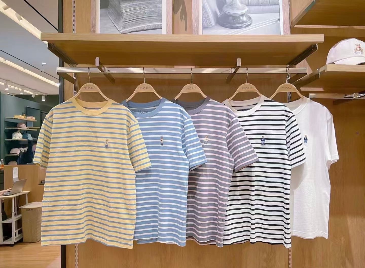 🇰🇷韓國Who A U 刺繡小熊短袖Tee （2件套）