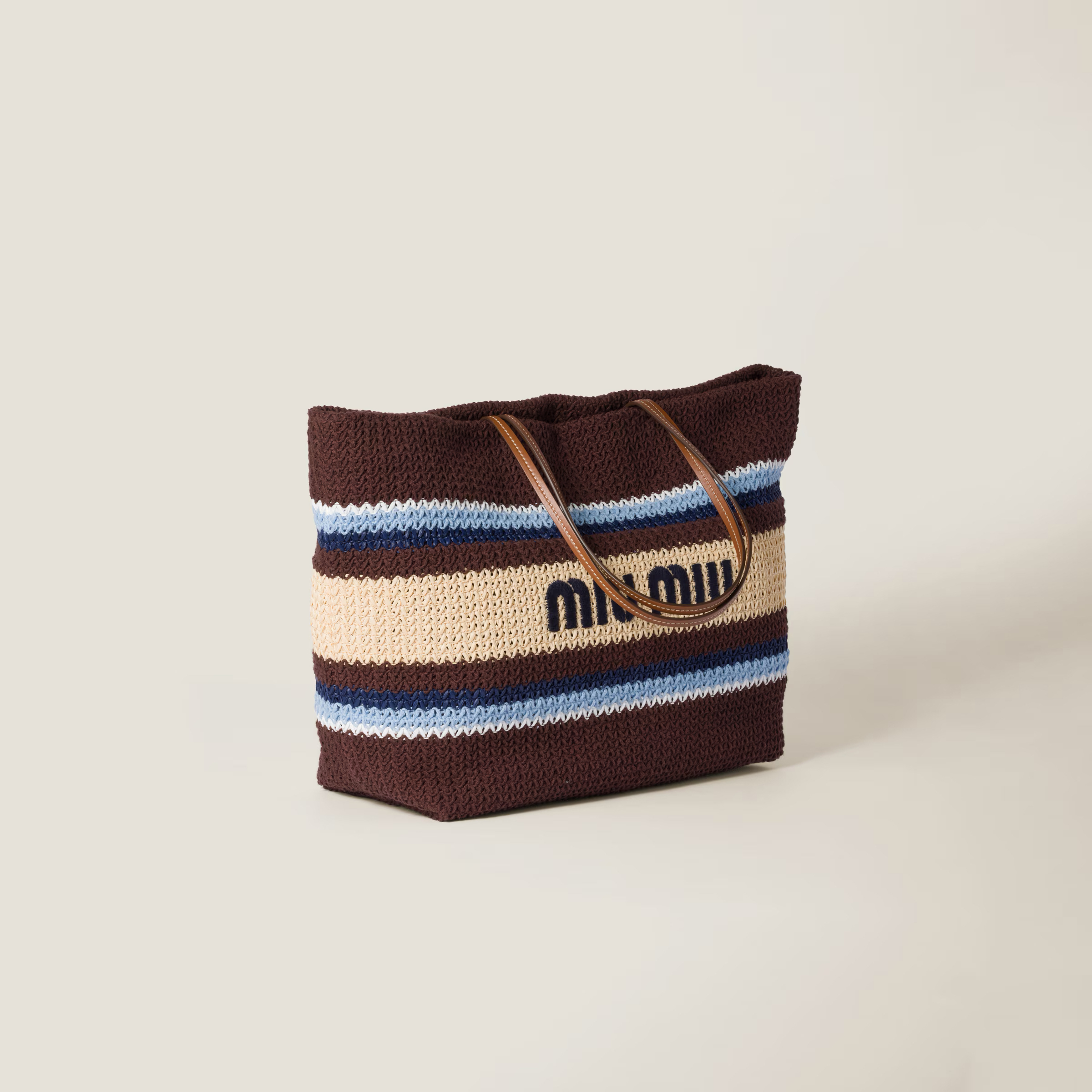 限時折扣✨訂貨🍒MiuMiu Woven Tote Bag  Size 34x40x16cm