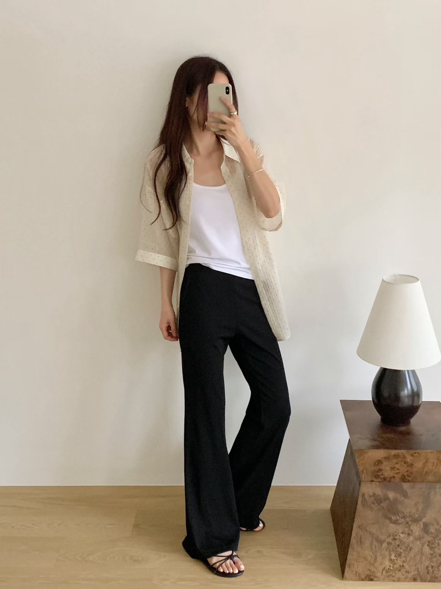 Elastic pants with pocket 