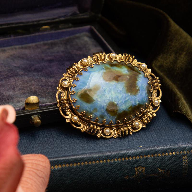 1960s-1970s Czechoslovakian Molted Pattern Art Glass Brooch with Elaborate Frame(AY033)