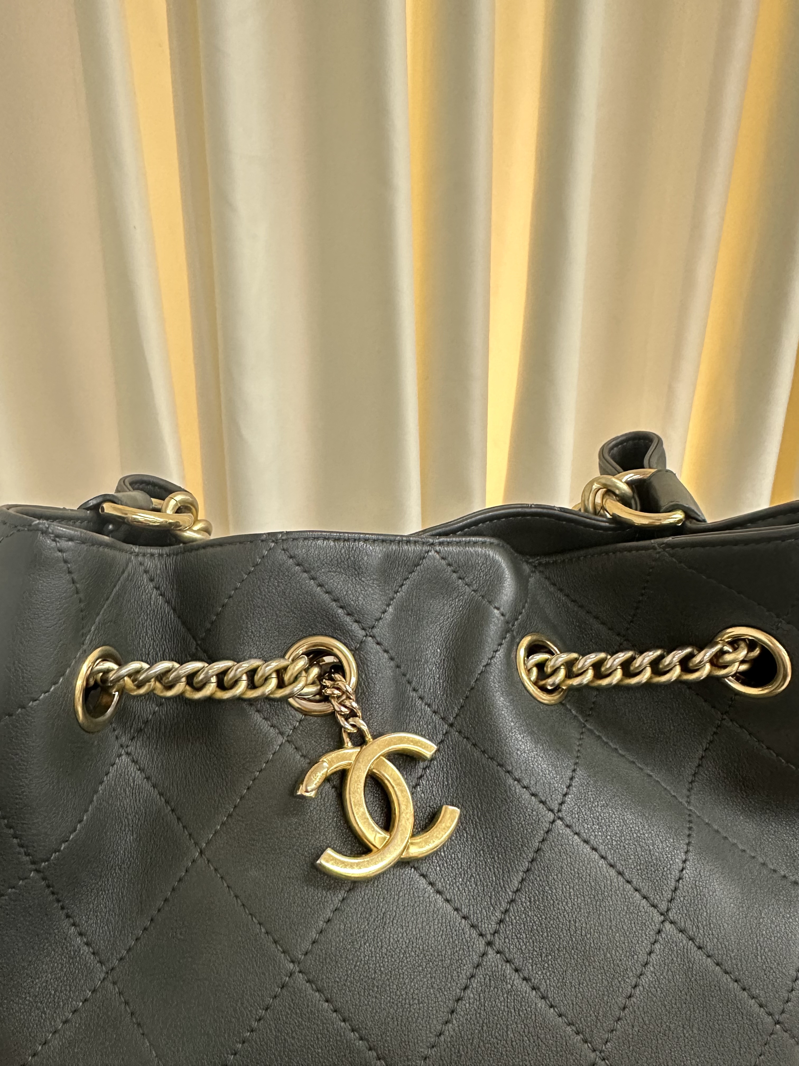 Pre-owned Chanel On My Shoulder / Product Code: 26012301