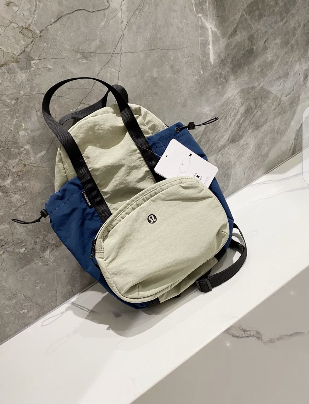 $188一套2用。Lululemon 這款多功能包真的火得有道理 ✨