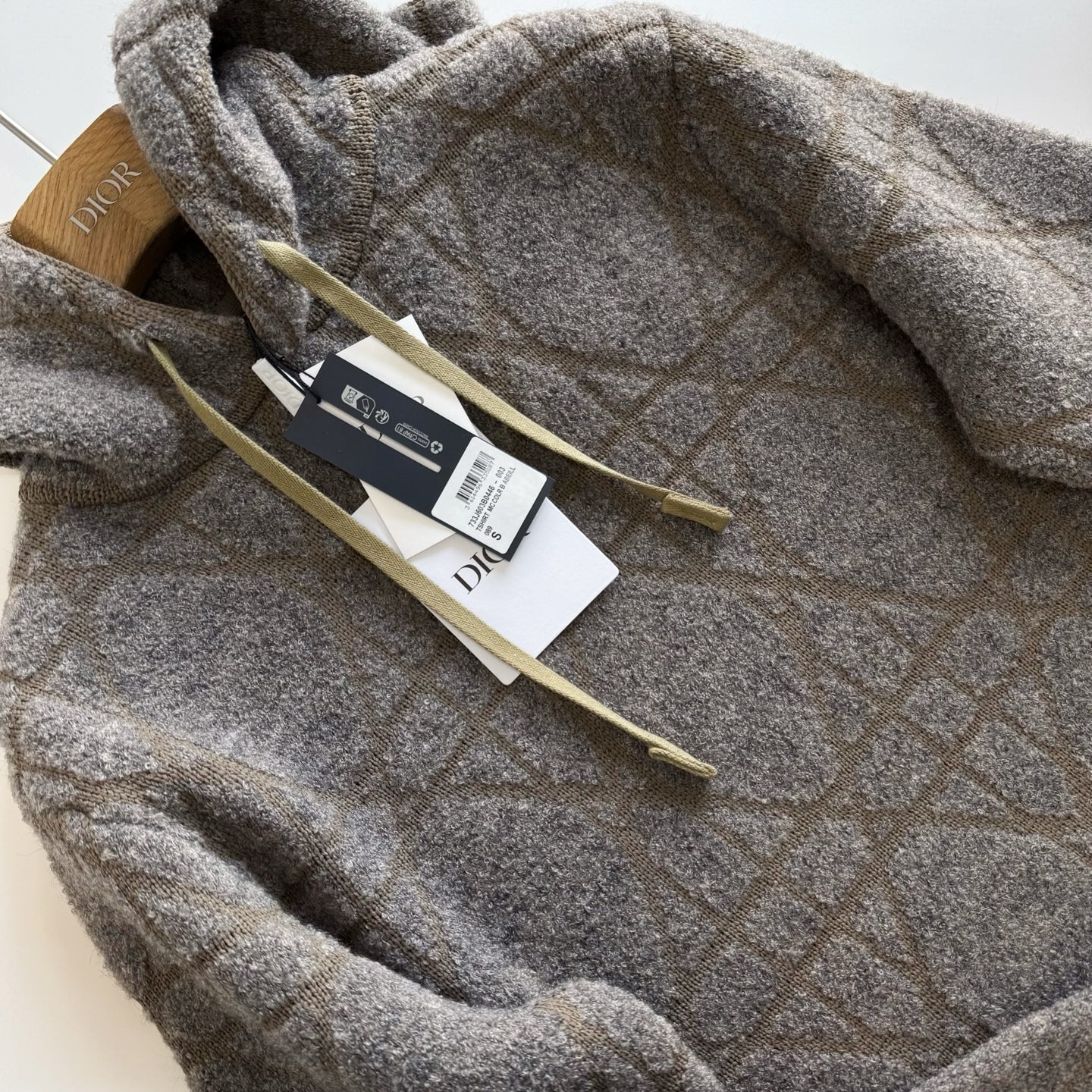 【頂級原單】DIOR 藤格紋羊毛連帽冷衫