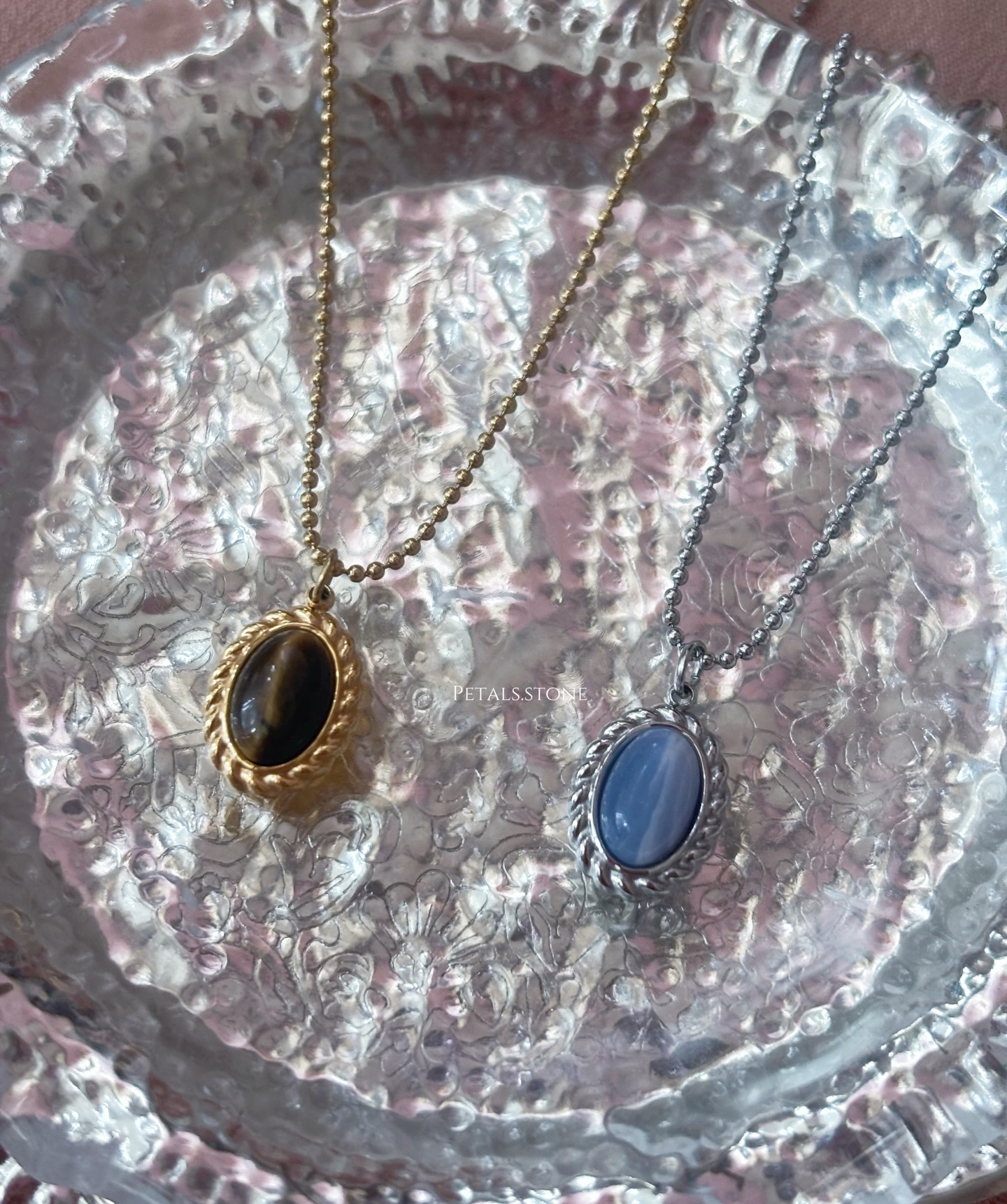 Oval Necklace ☻