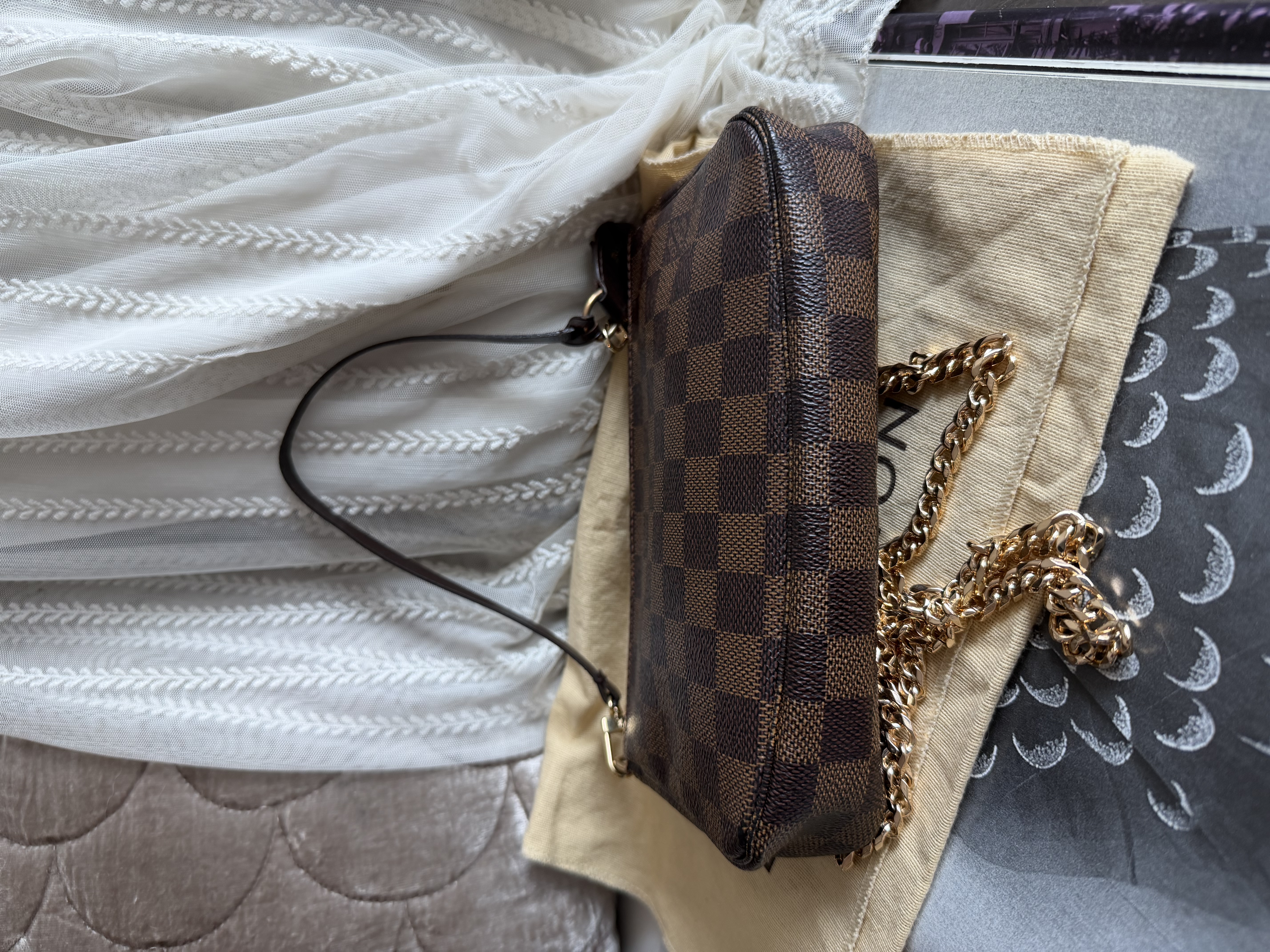 Louis Vuitton Damier Ebène Canvas Pochette Accessoires 