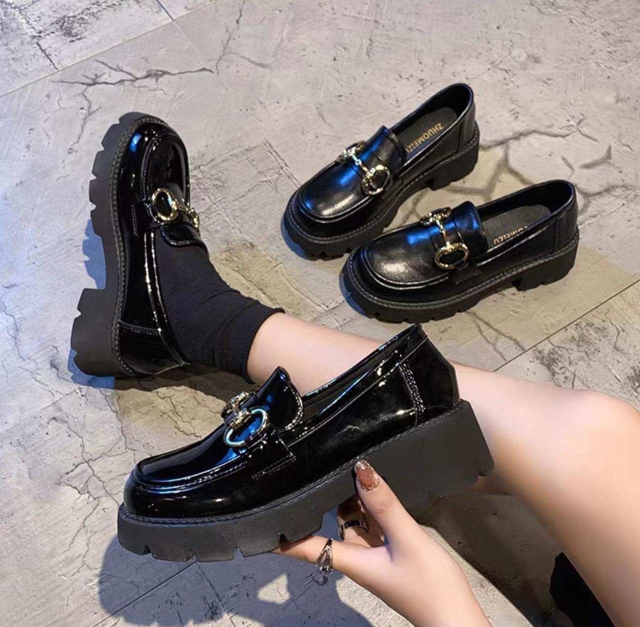 TA77 爆款百搭马蹄扣乐福鞋