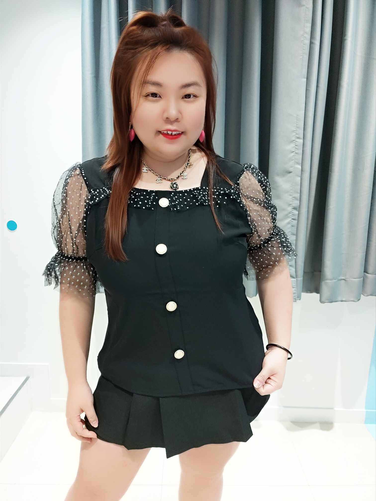 ENF10 281818 拼波点透纱袖上衣