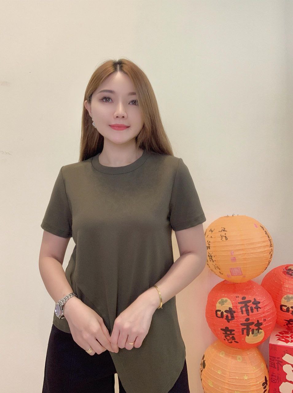 下摆不对称上衣 1673