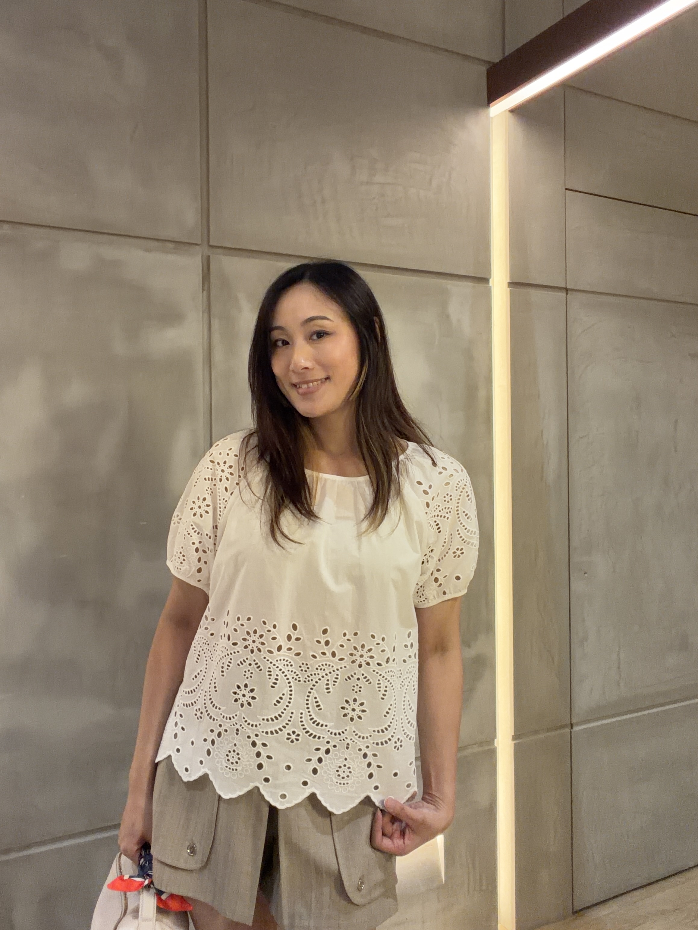 通花blouse