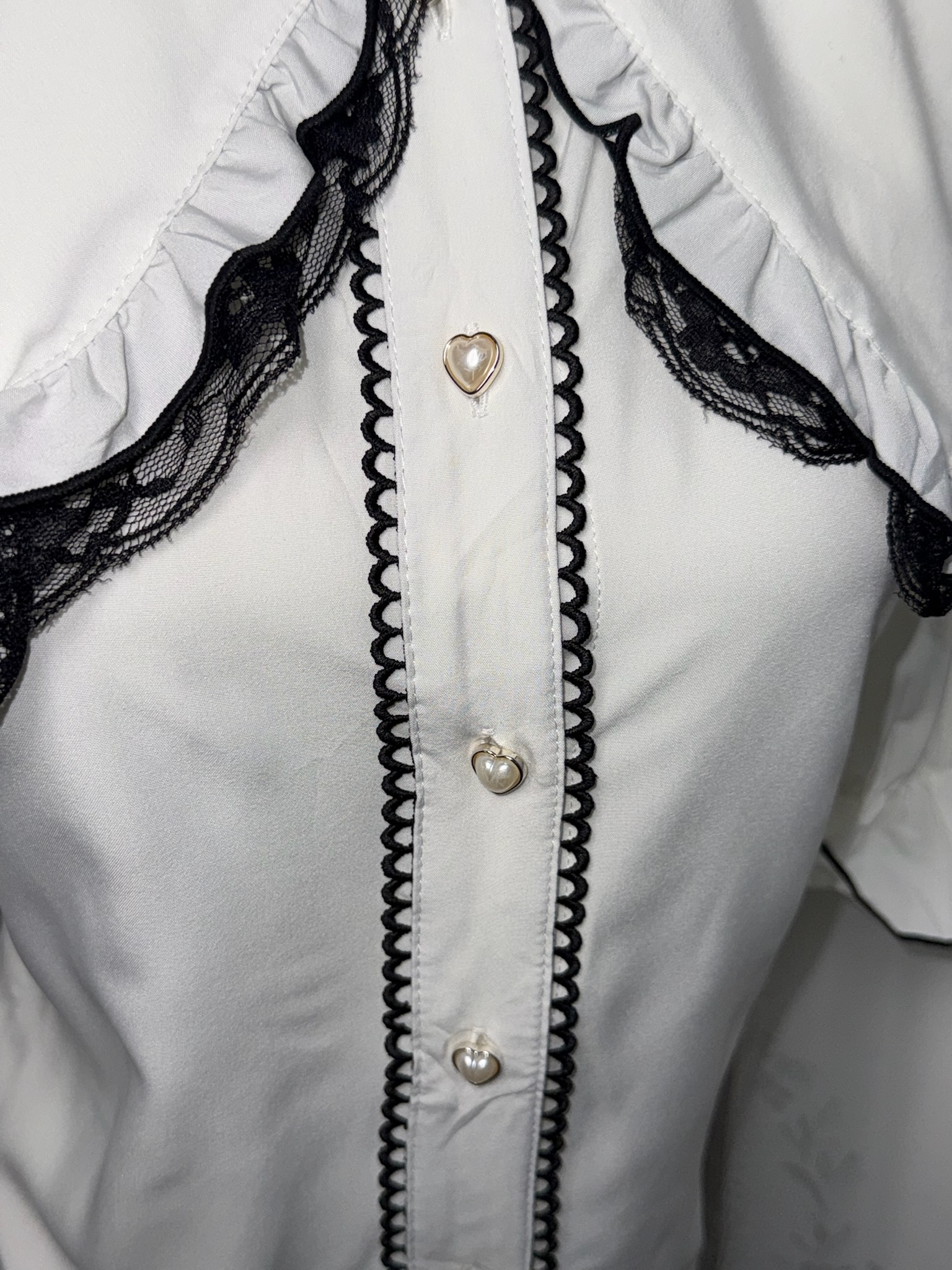 White Big Collar Black Lace Trim Blouse
