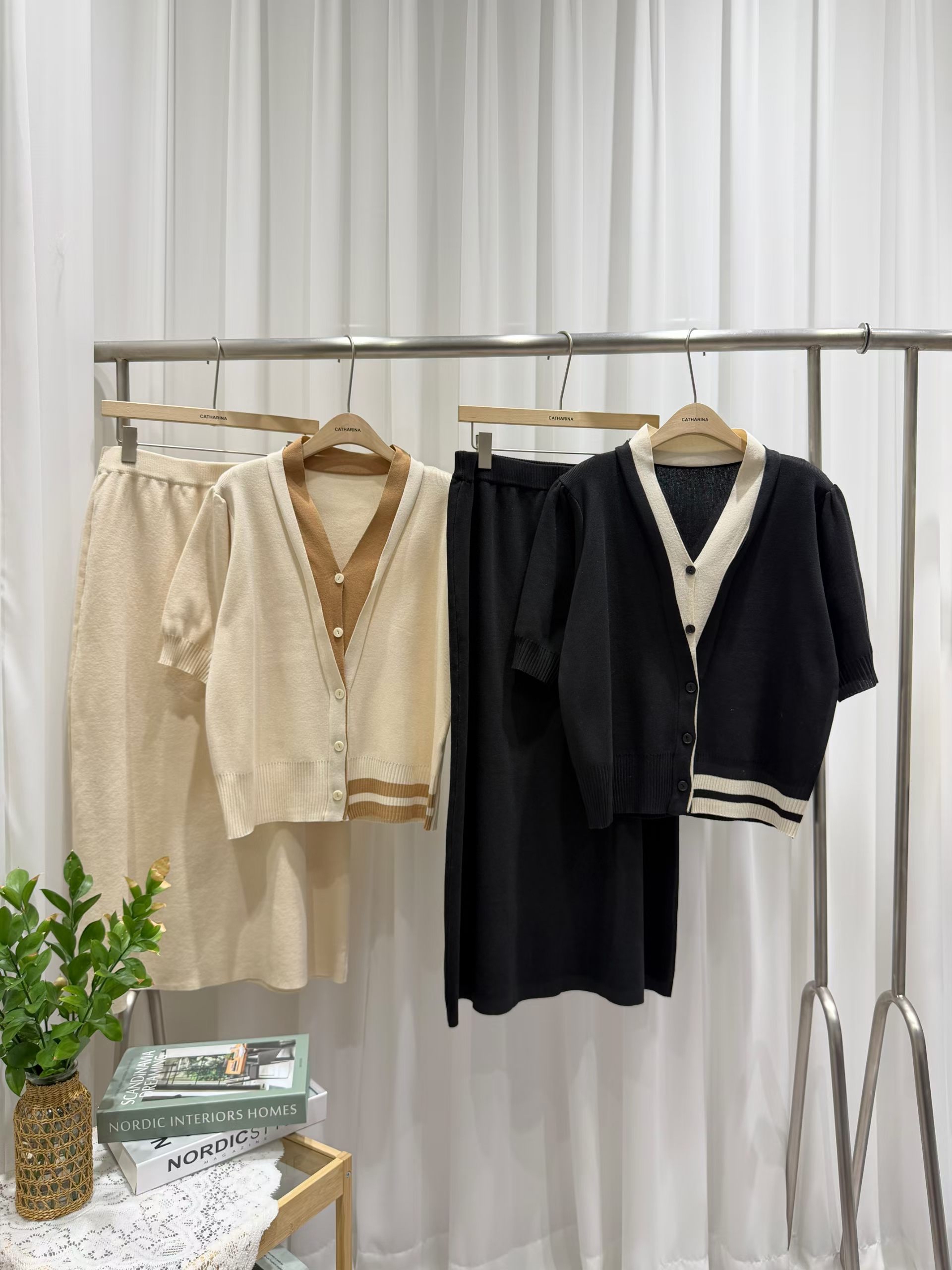 CT19 開鈕拼色外套+裙set 