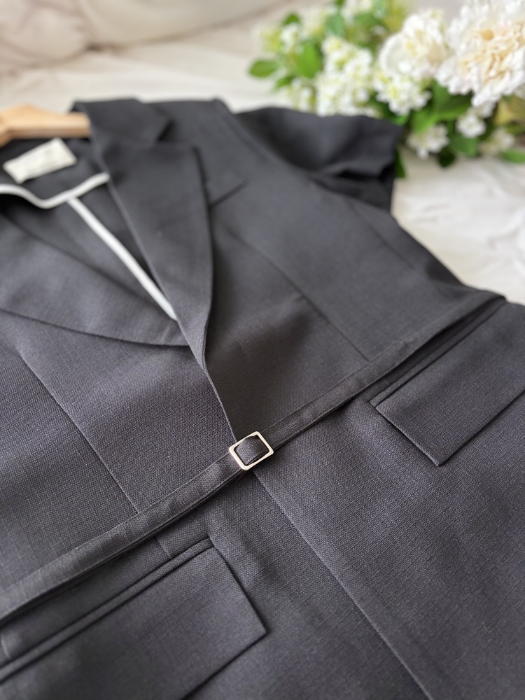 Claire Belted Blazer (Black)