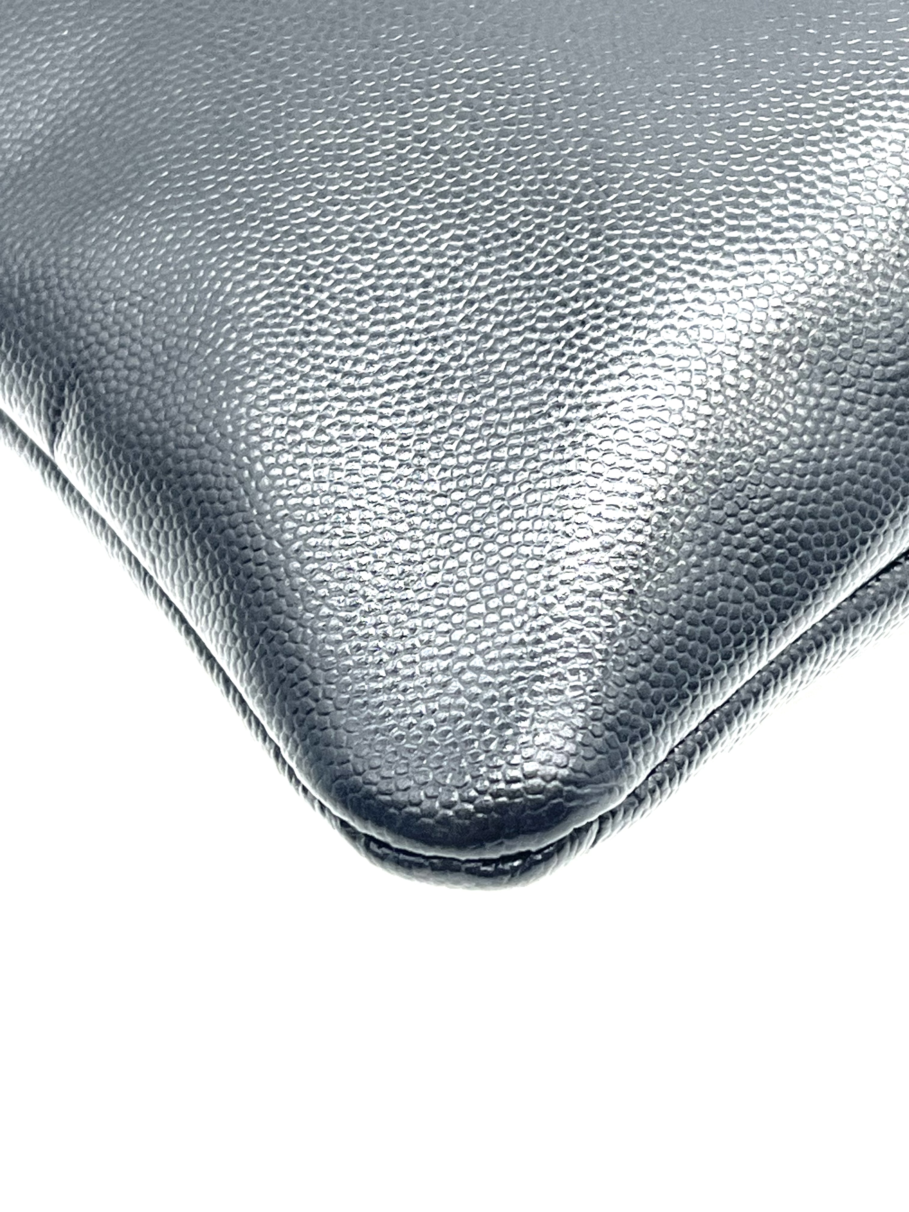 Pre-Owned CHANEL Pouch / Product Code: 26042608