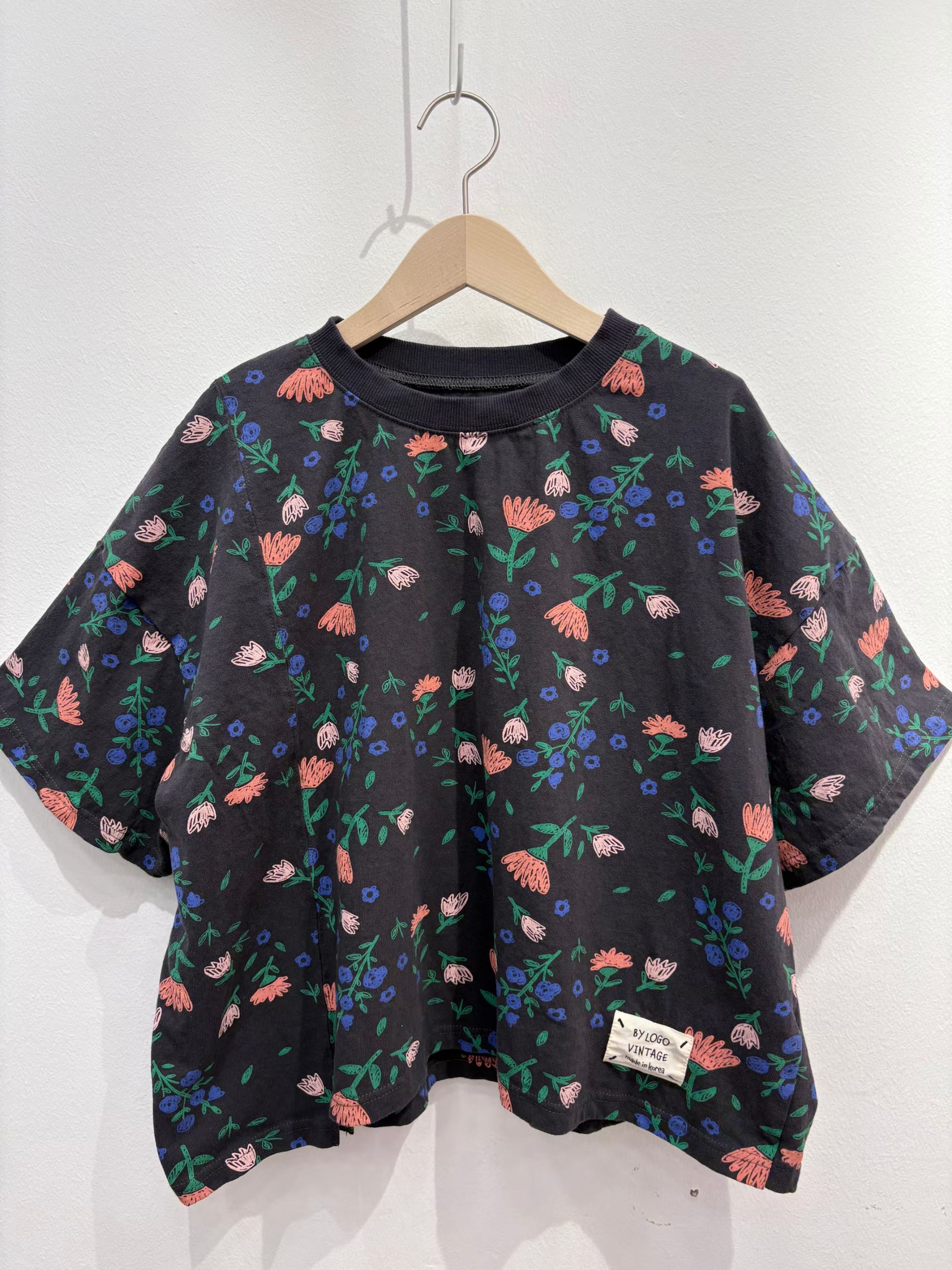 LO OX 彩繪花圖案top