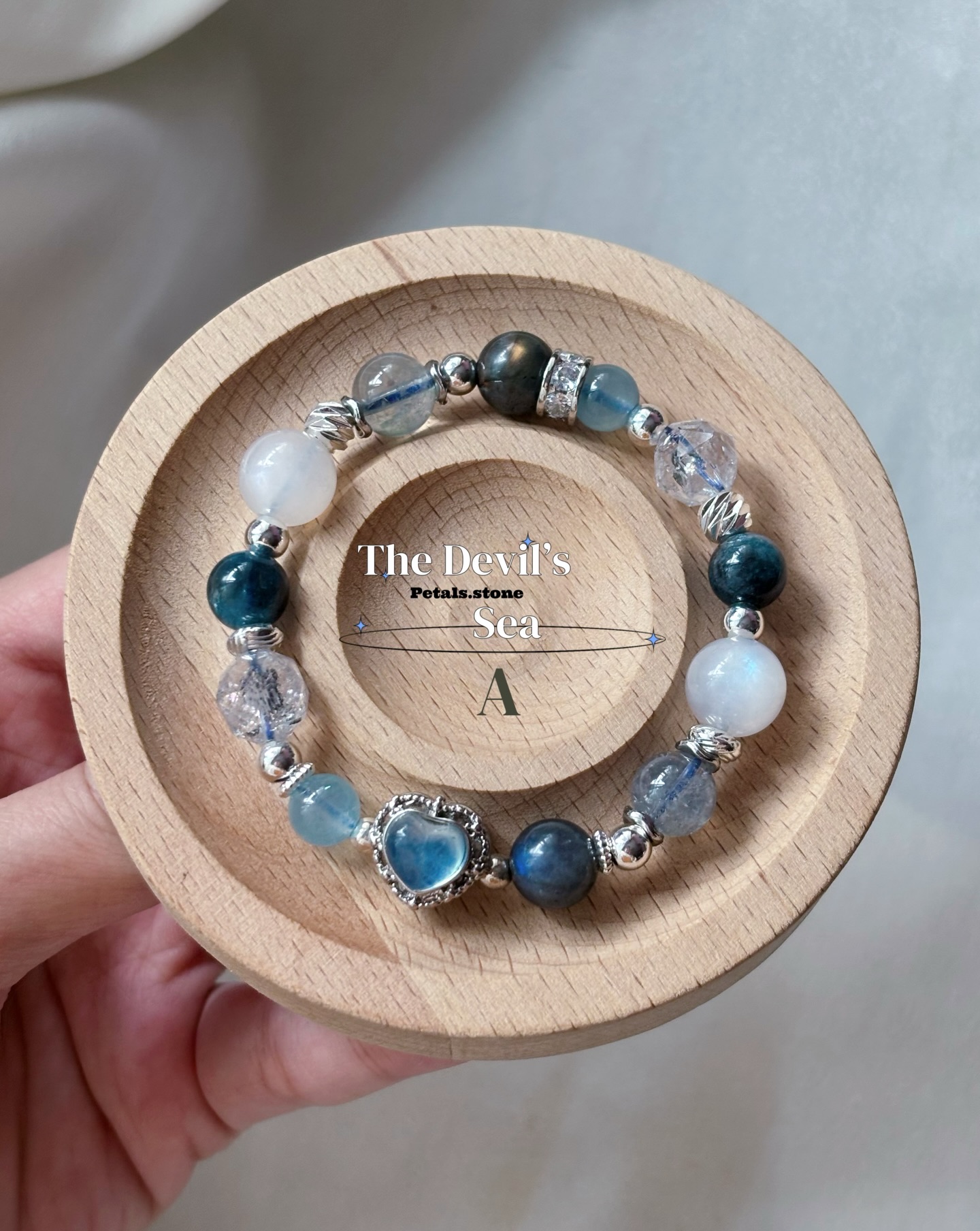 ˖°𓇼𝐓𝐡𝐞 𝐃𝐞𝐯𝐢𝐥’𝐬 𝐒𝐞𝐚 ⋆