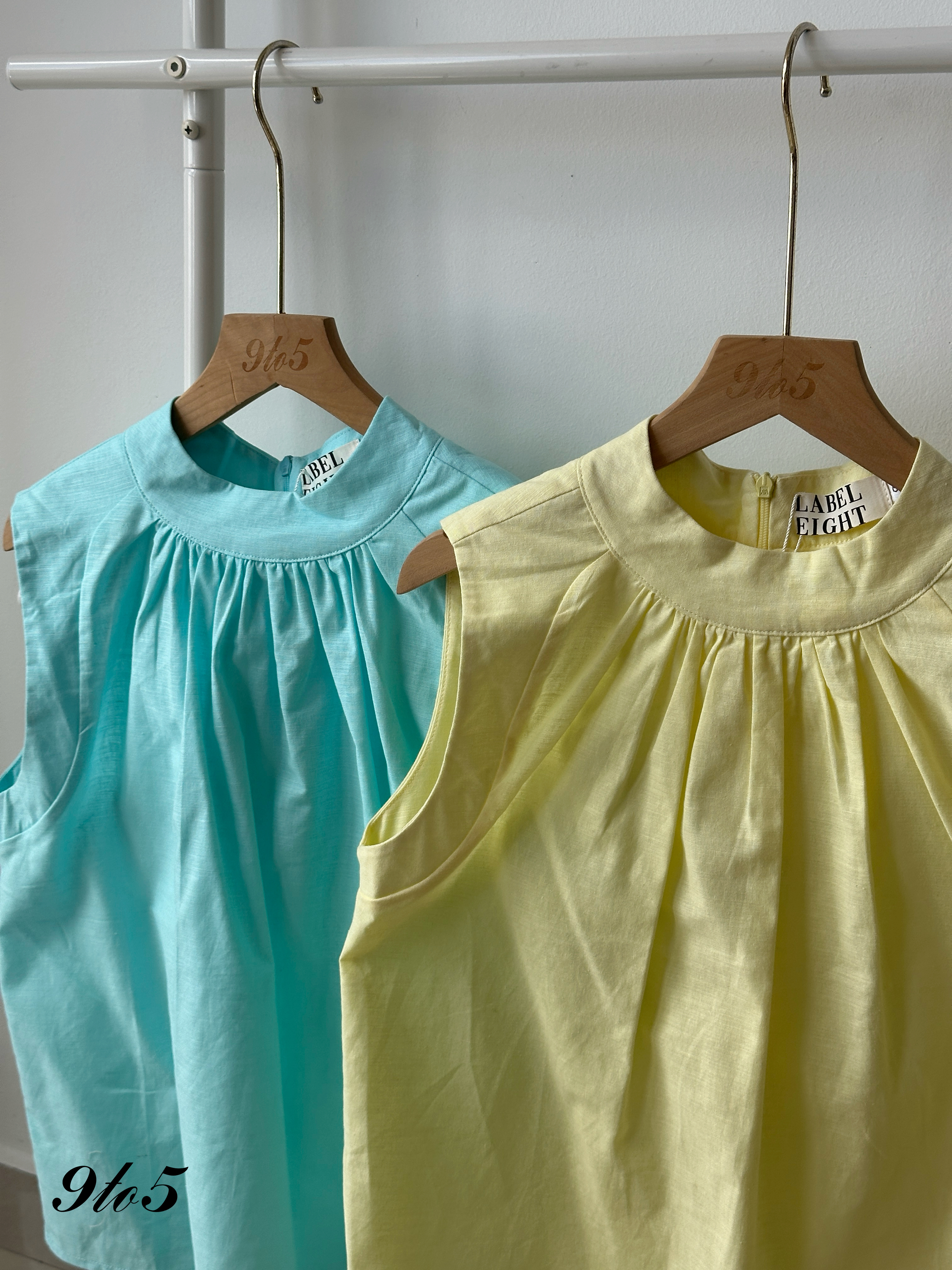T4179 Sleevelss Mock Neck Ruched Top - 4 Colors 