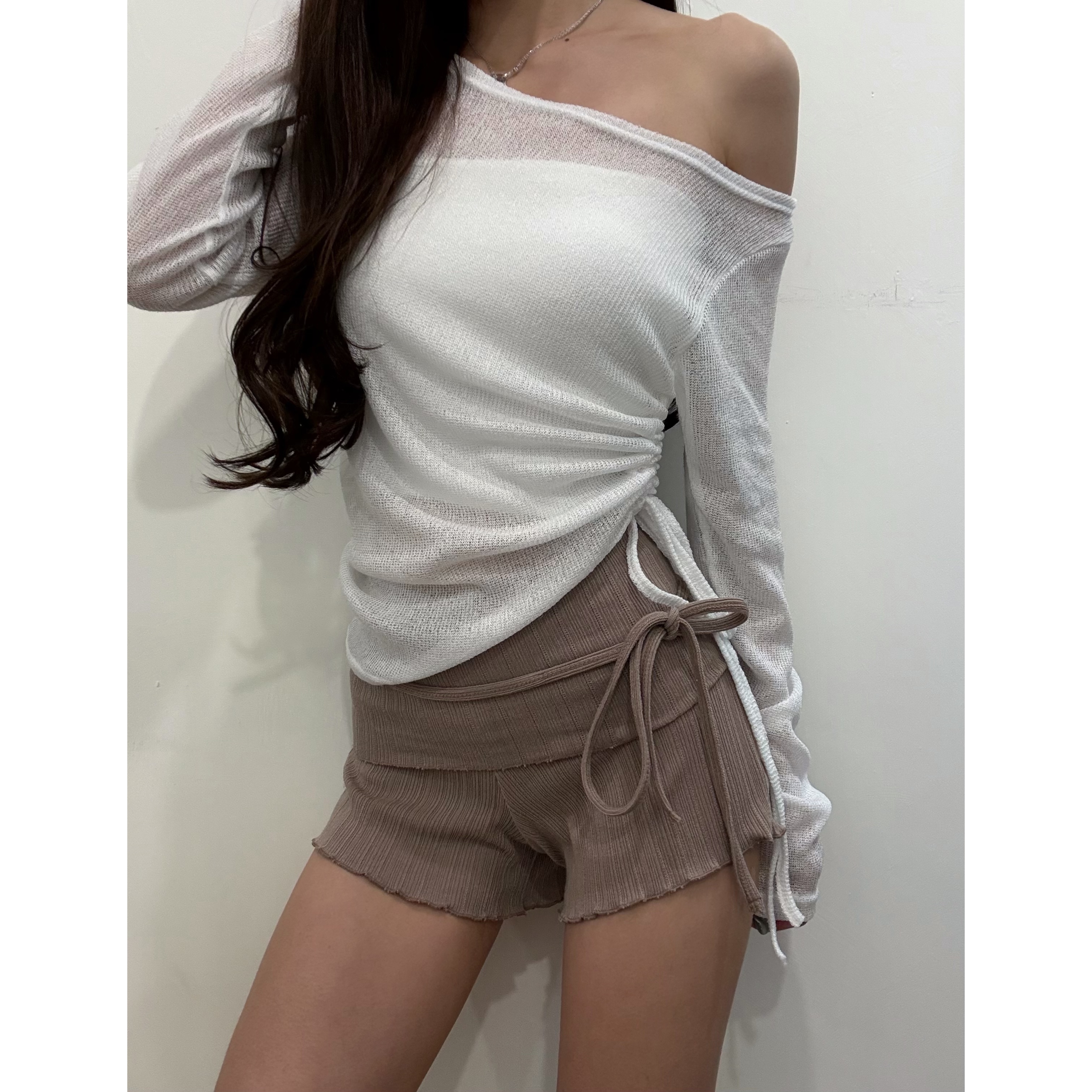 新品價5月22截💙2605S《PINSTRIPE TIE-WAIST SHORTS》