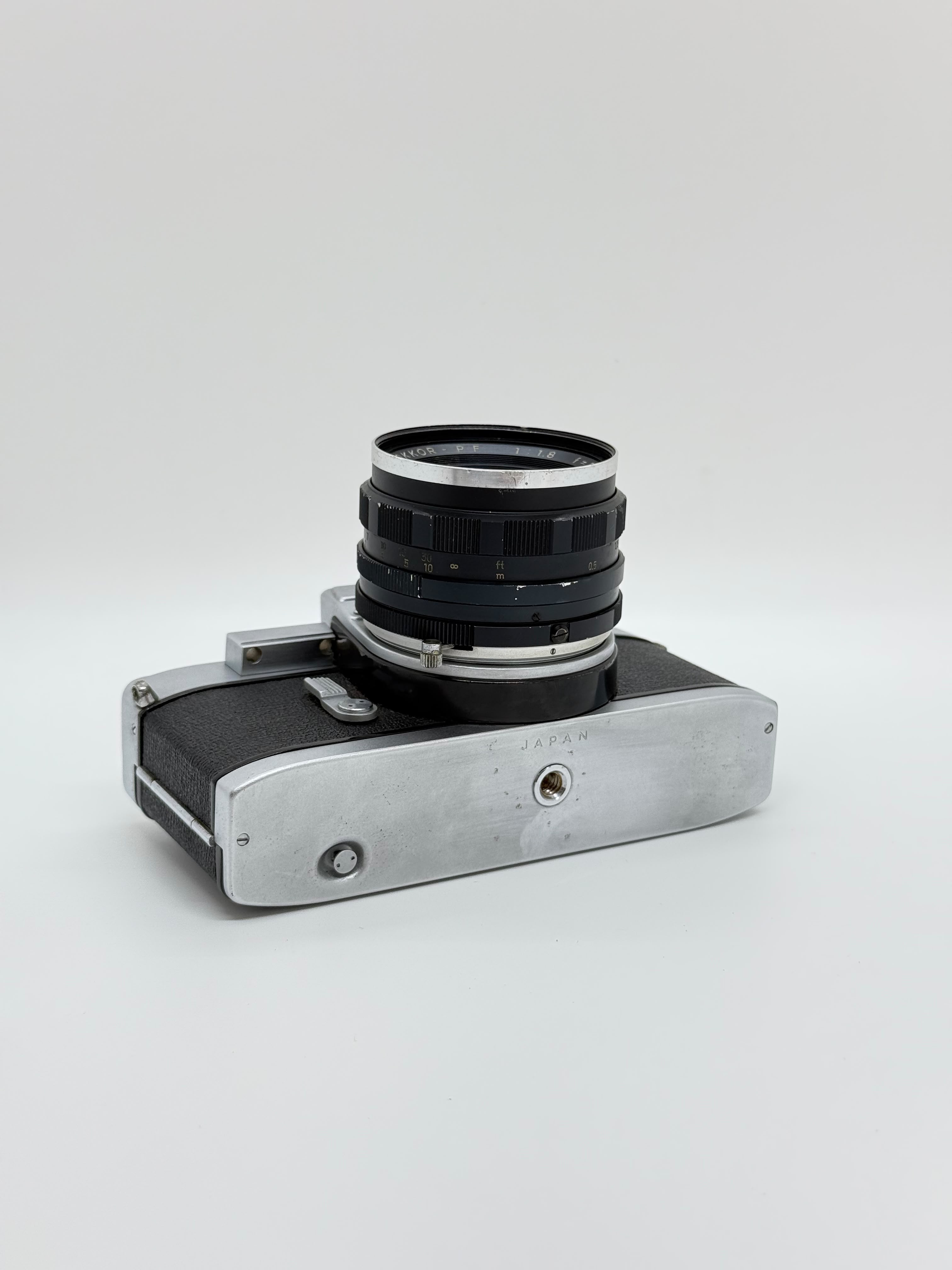 Minolta SR-1 (Minolta Auto Rokkor-PF 55mm f/1.8 Lens) 菲林單反相機