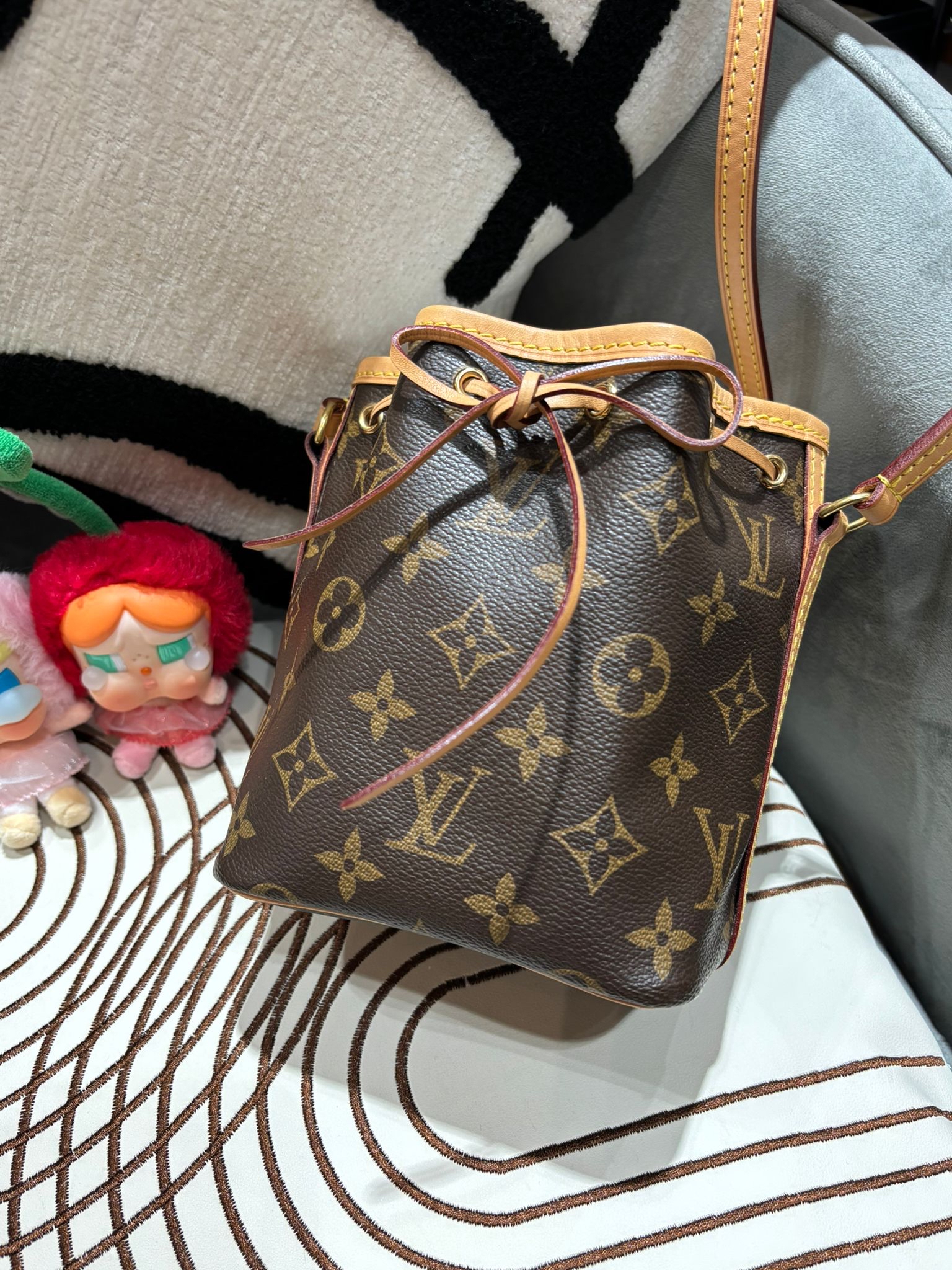 Lv NANO NOE monogram bucket Shoulder Bag M41346 100%Authentic ,98%new ✅dust bag 