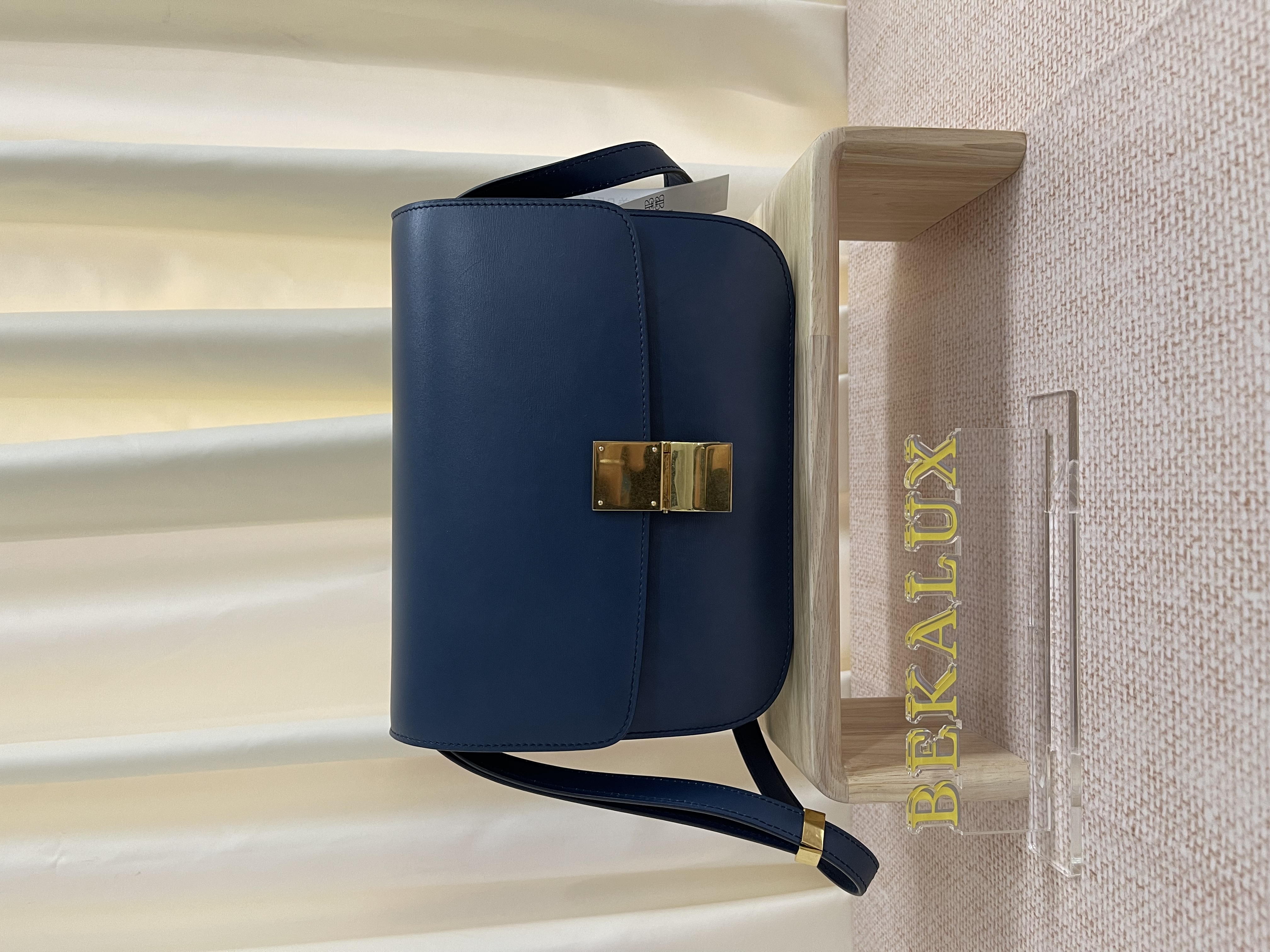 Pre-Owned CELINE Box Bag / Product Code: 26022204