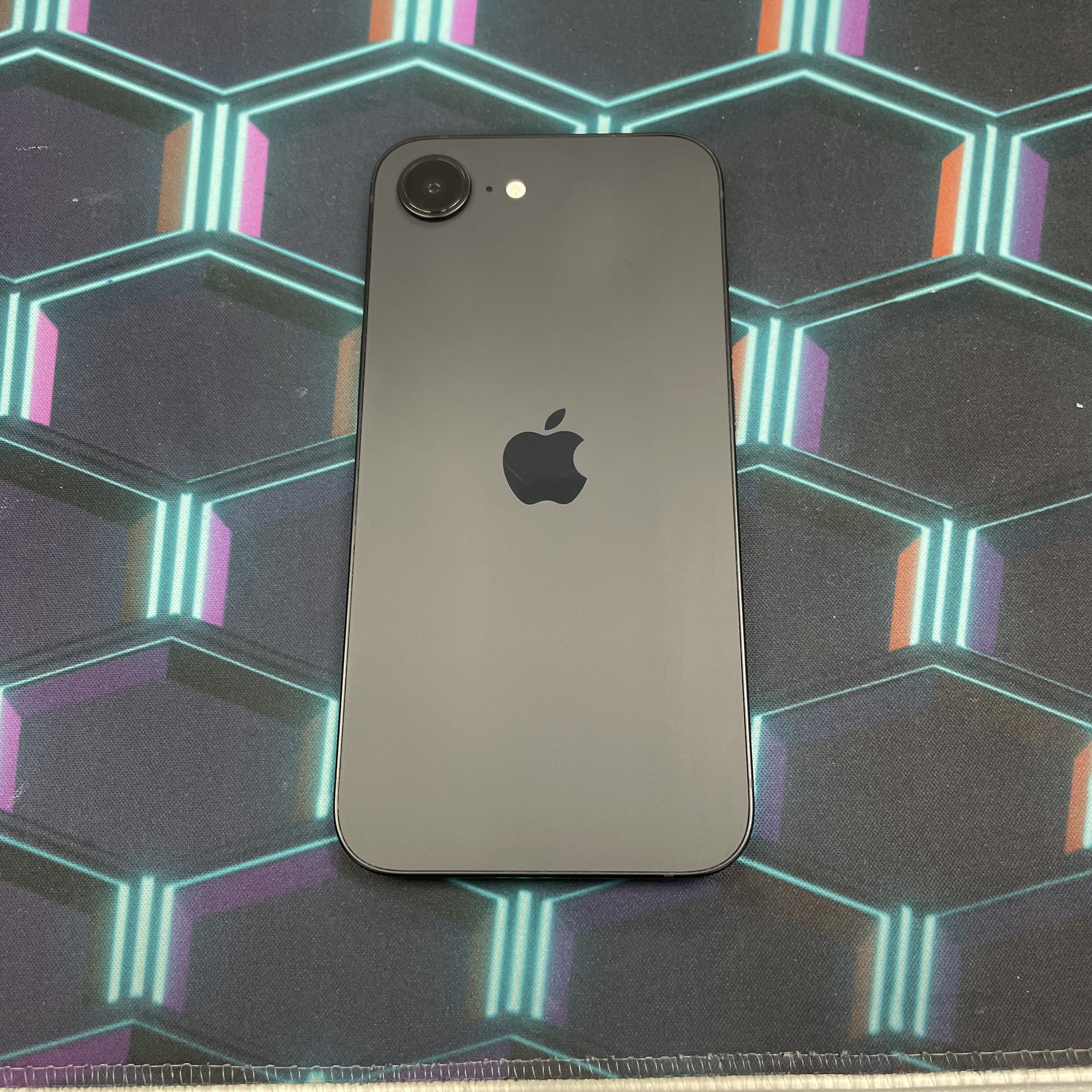 *6306 16e 勁靚機 256GB 電95 黑色 black