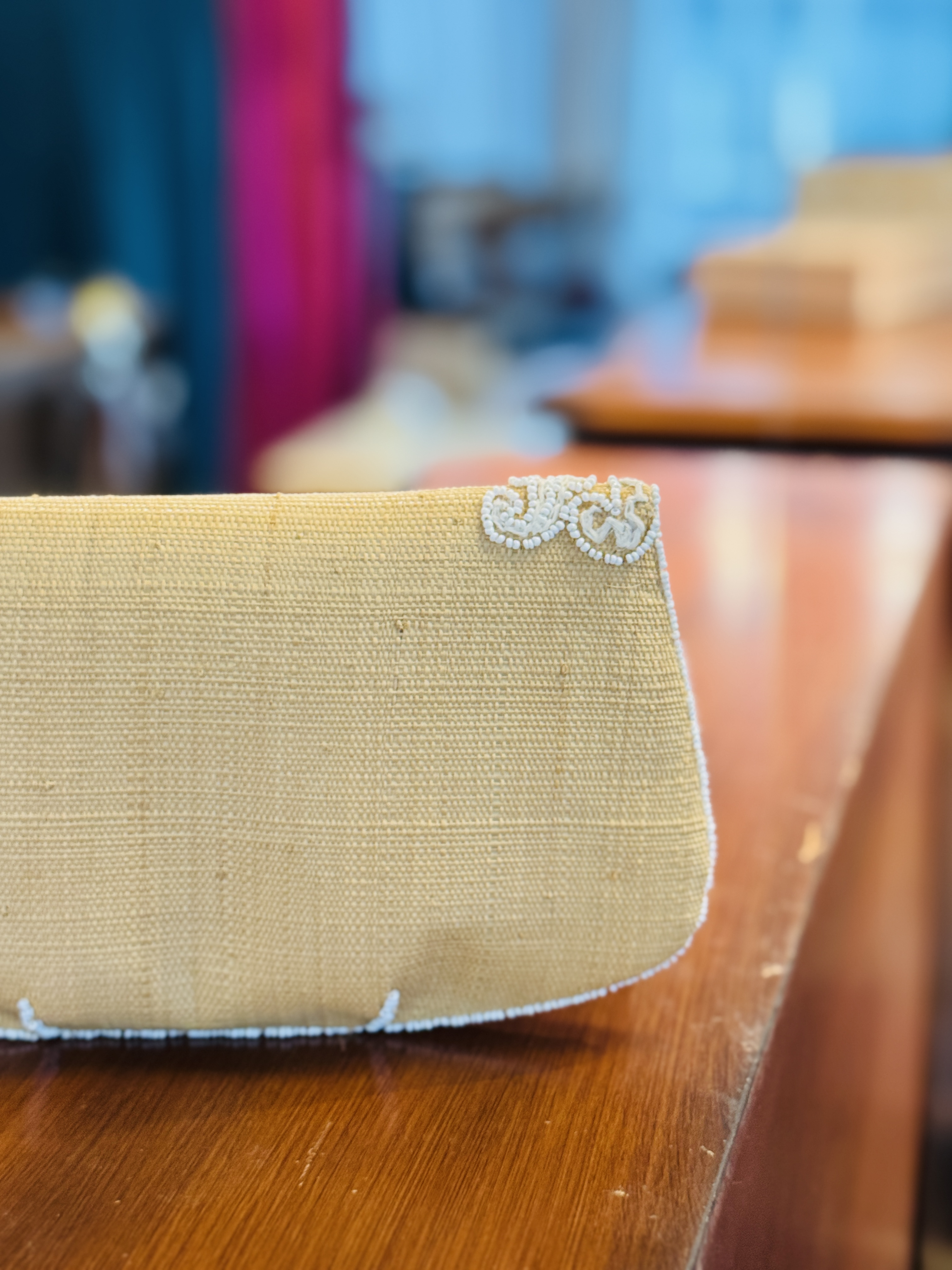 Rare! C.a. 1950s Birks Made in France Beaded Summer Clutch (MT2502)