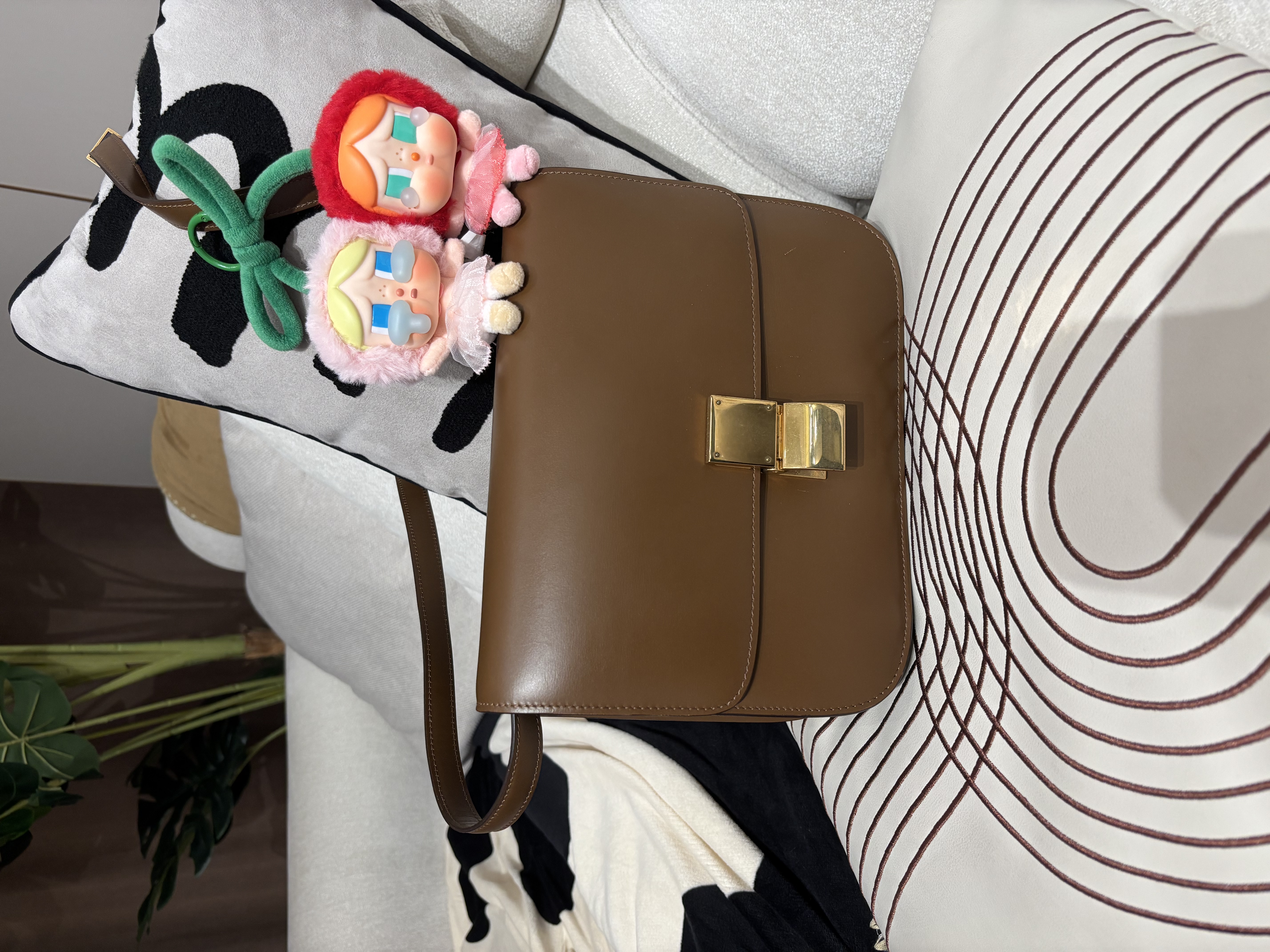 Celine Classic Box Crossbody Bag Calfskin Tan 100%Authentic, 