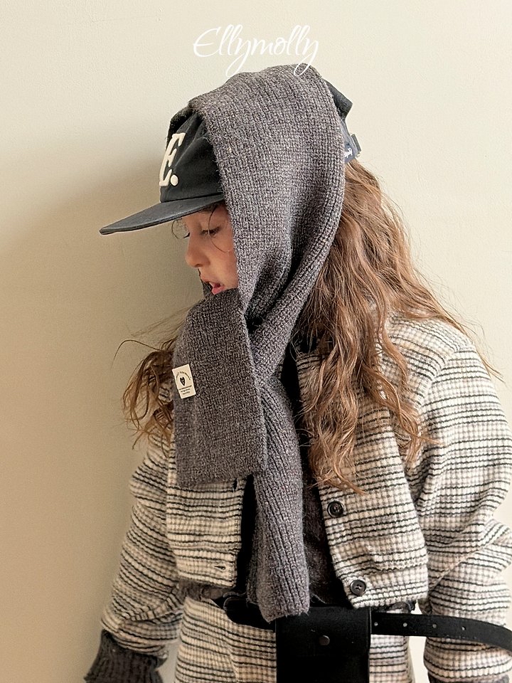 Ellymolly | Elinite muffler