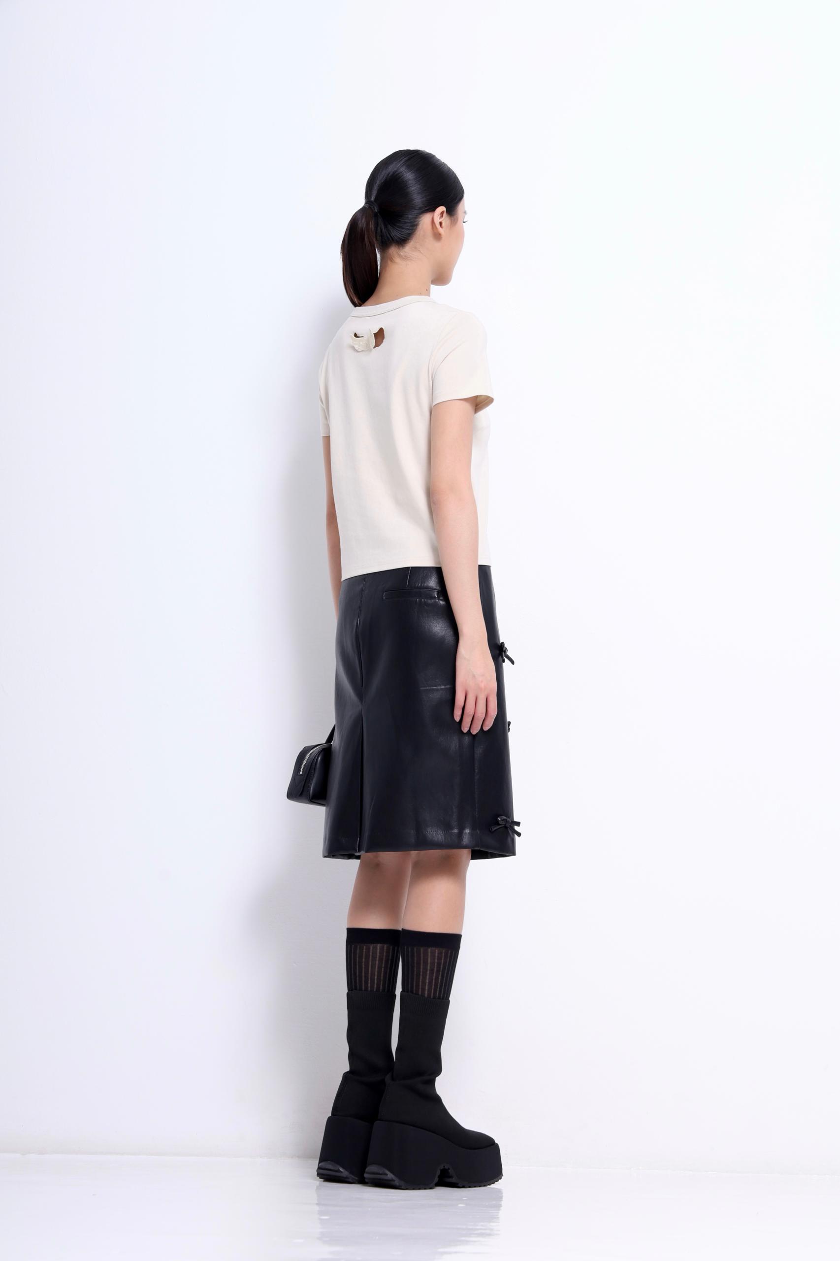 CB2732 MINI WING EMBD LOGO TEE