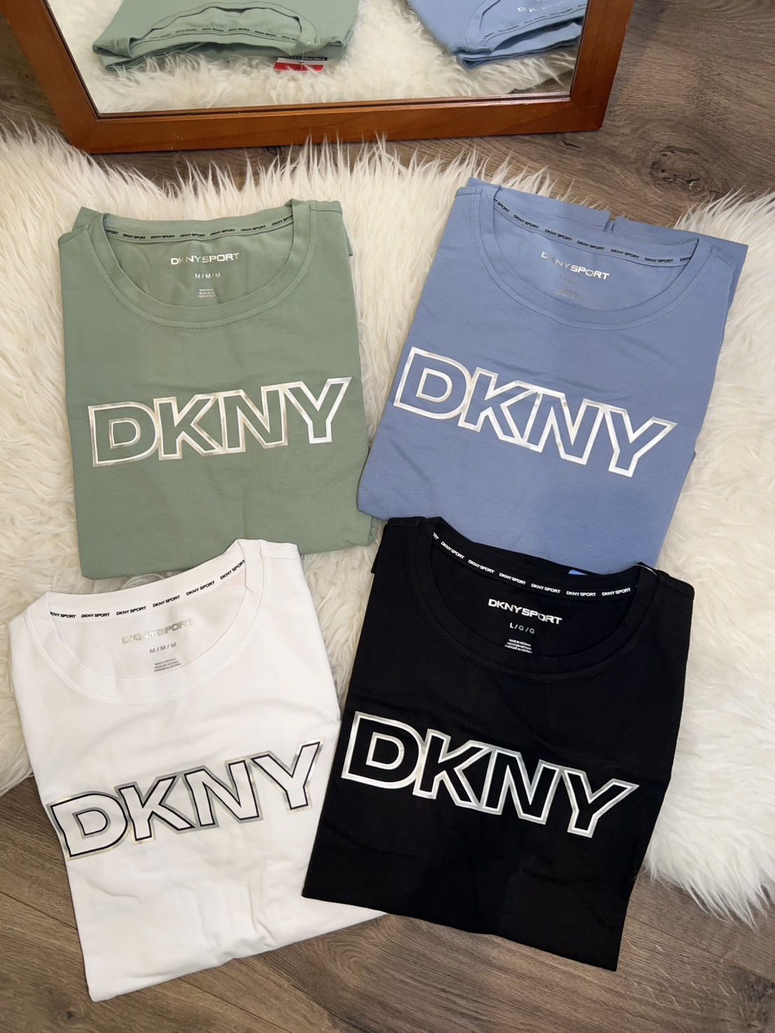 *🇺🇸美國直送DKNY 短袖Tee*